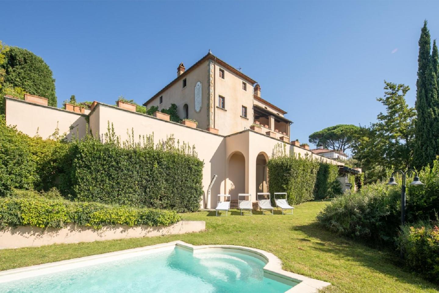 Villa Belforte by VacaVilla view 5