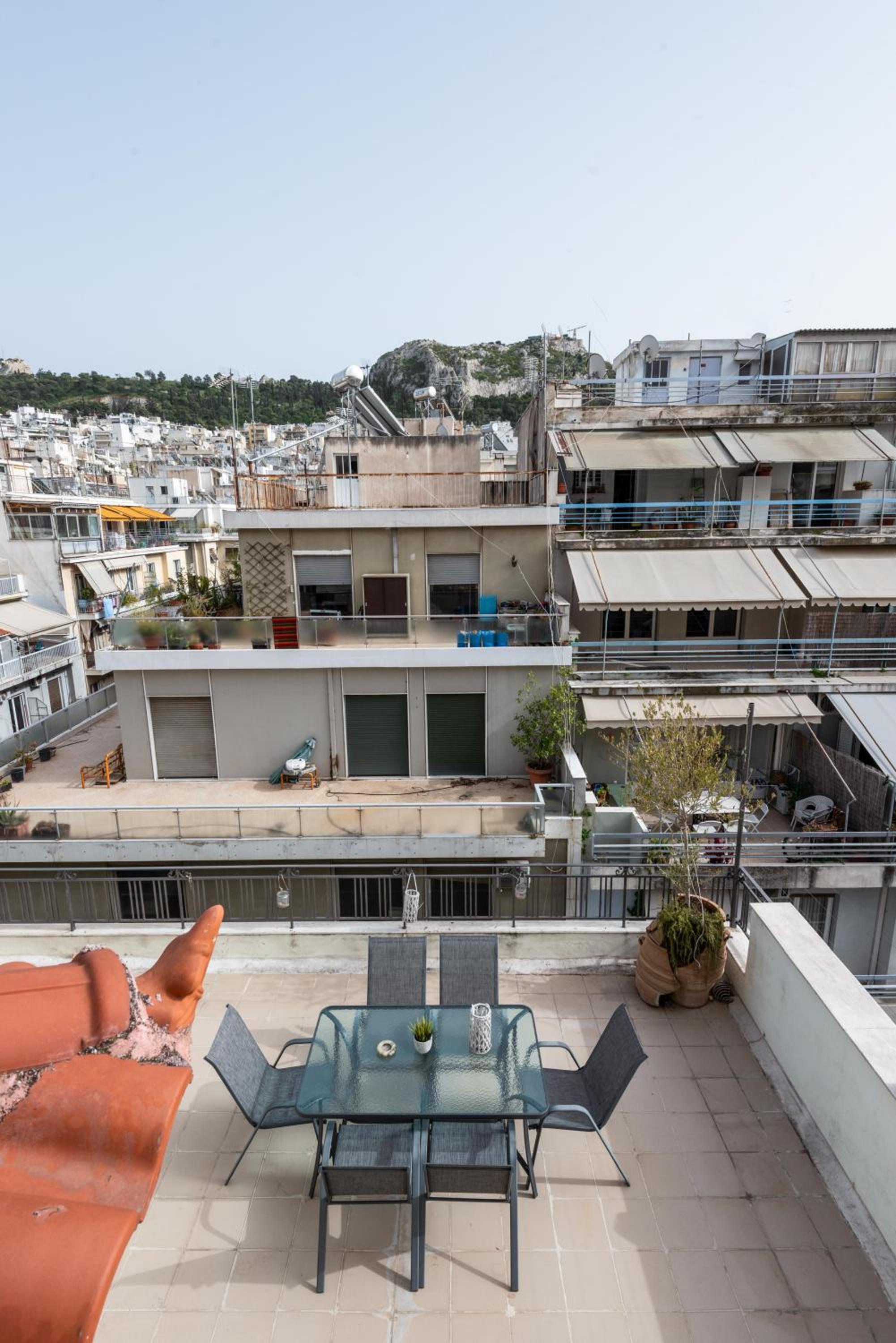 zen penthouse in exarchia