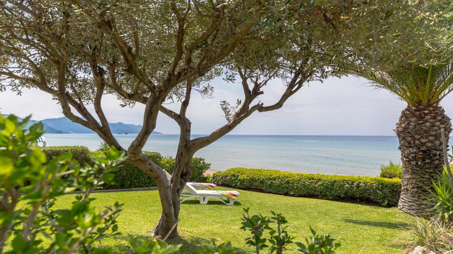 Villa Sand And Sea view 2