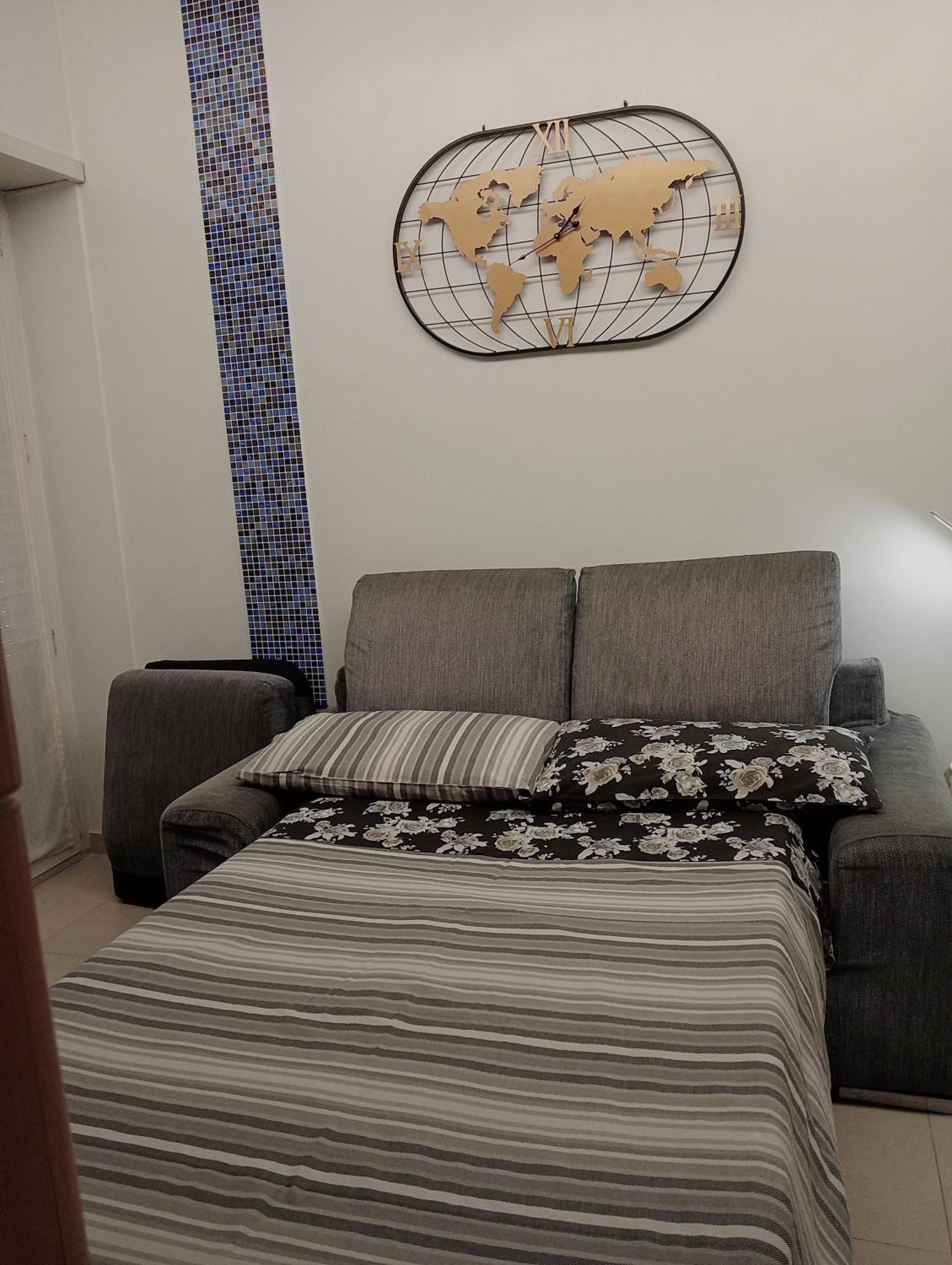 TEMPORARY HOME ROMA