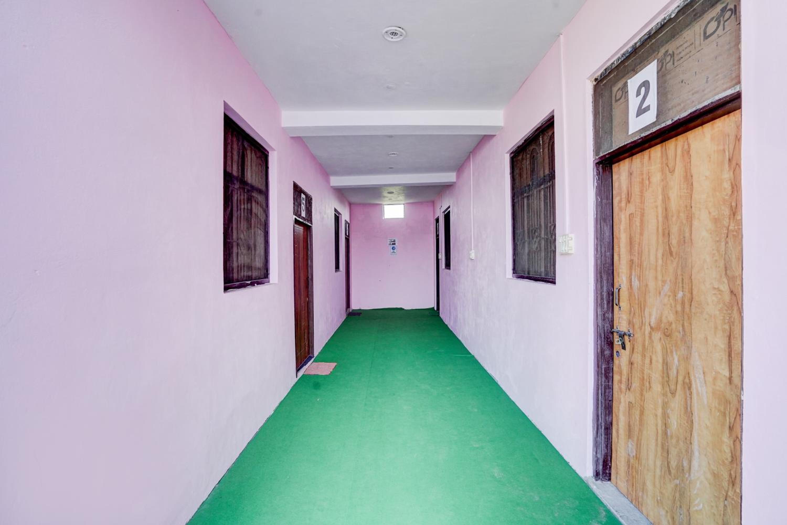 Hotel O New Diamond