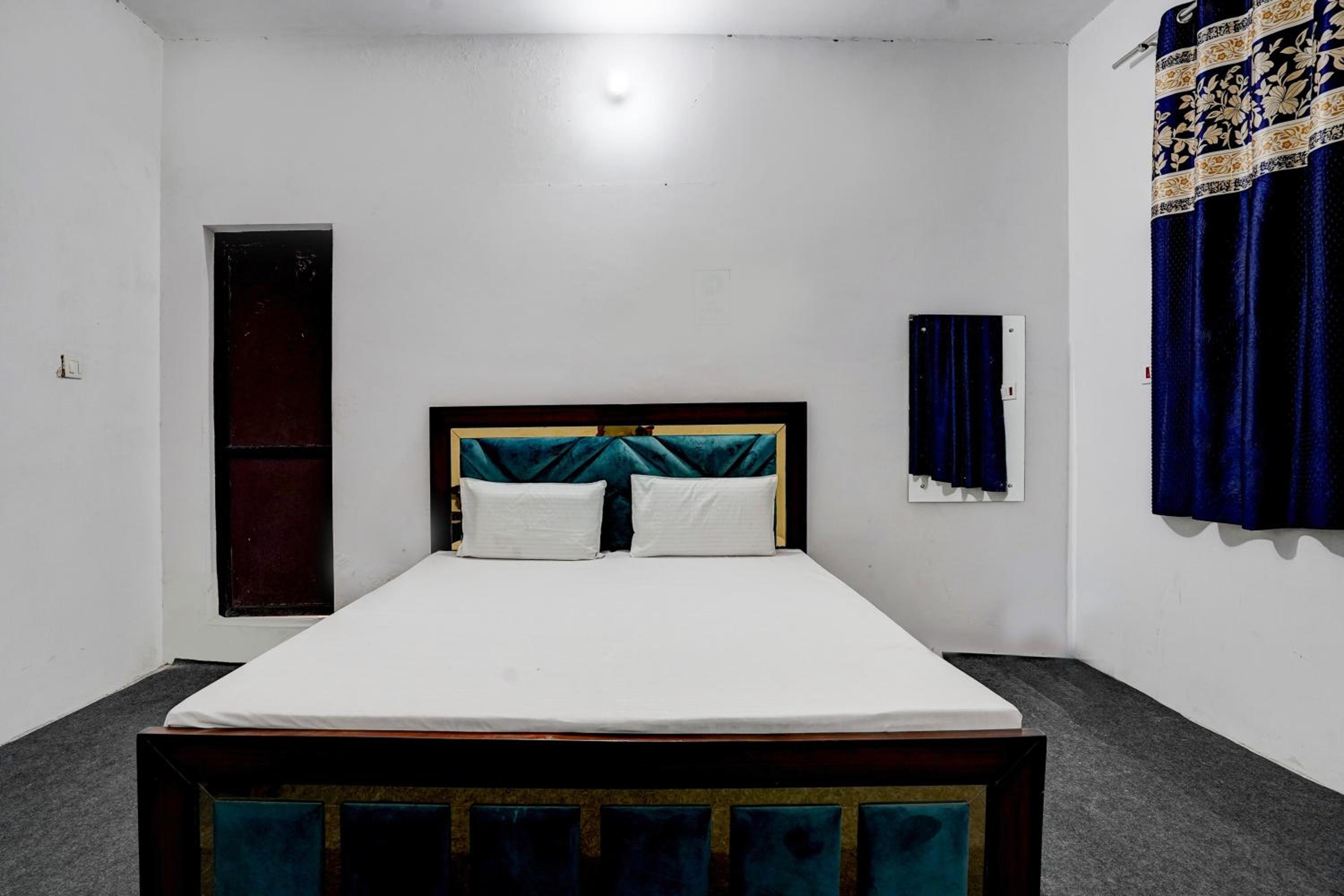 Hotel O New Diamond
