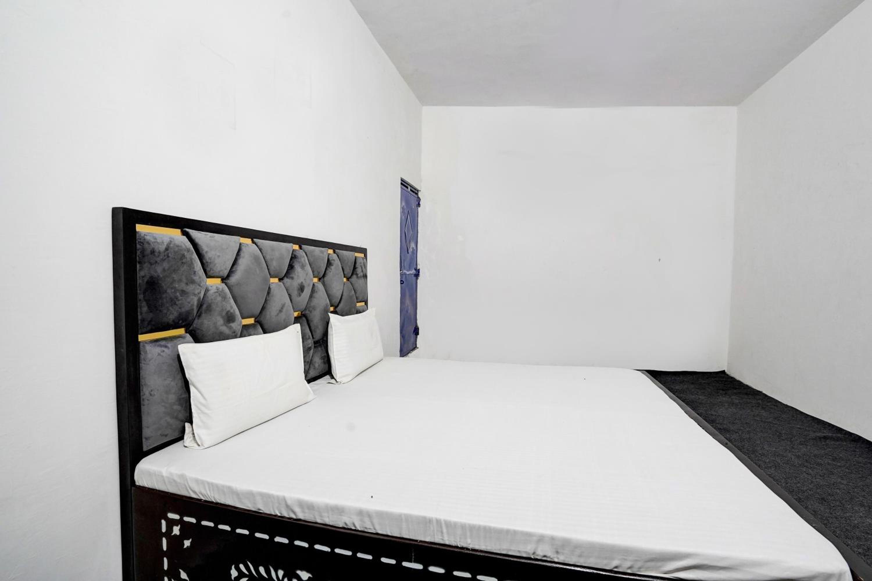 Hotel O New Diamond