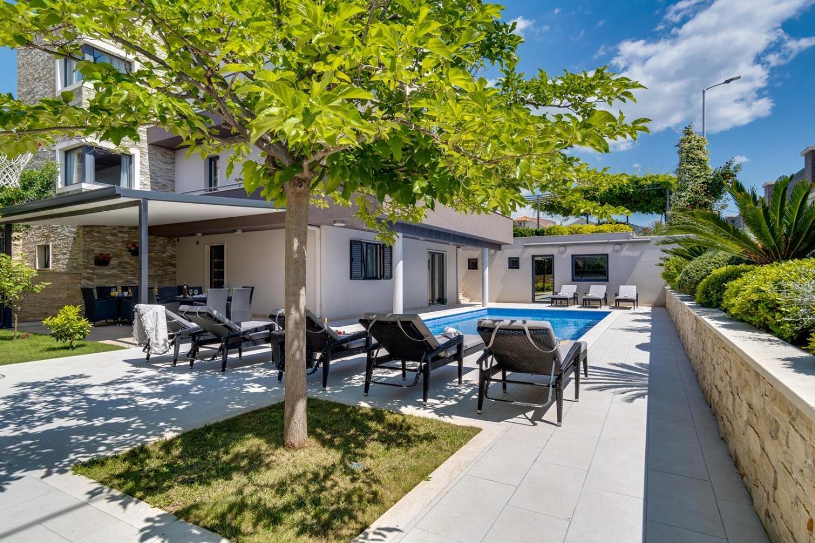 Luxury Villa Lucas with heated pool, whirlpool, sauna, 14 pax view 3