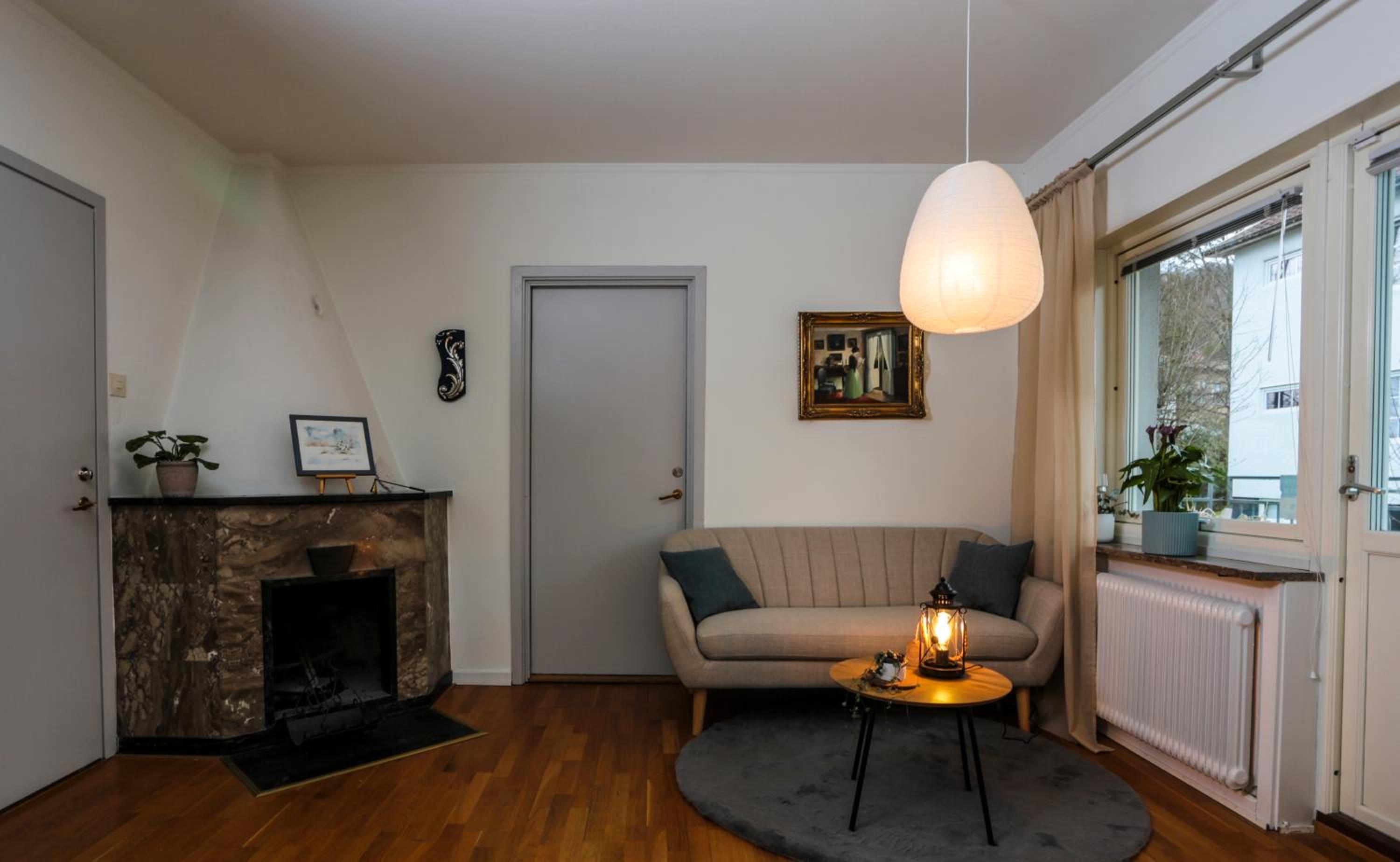 HaHa Nordic Home Partille Large 3BR Home for 7 Guests with 2 Kitchens, Garden & Parking