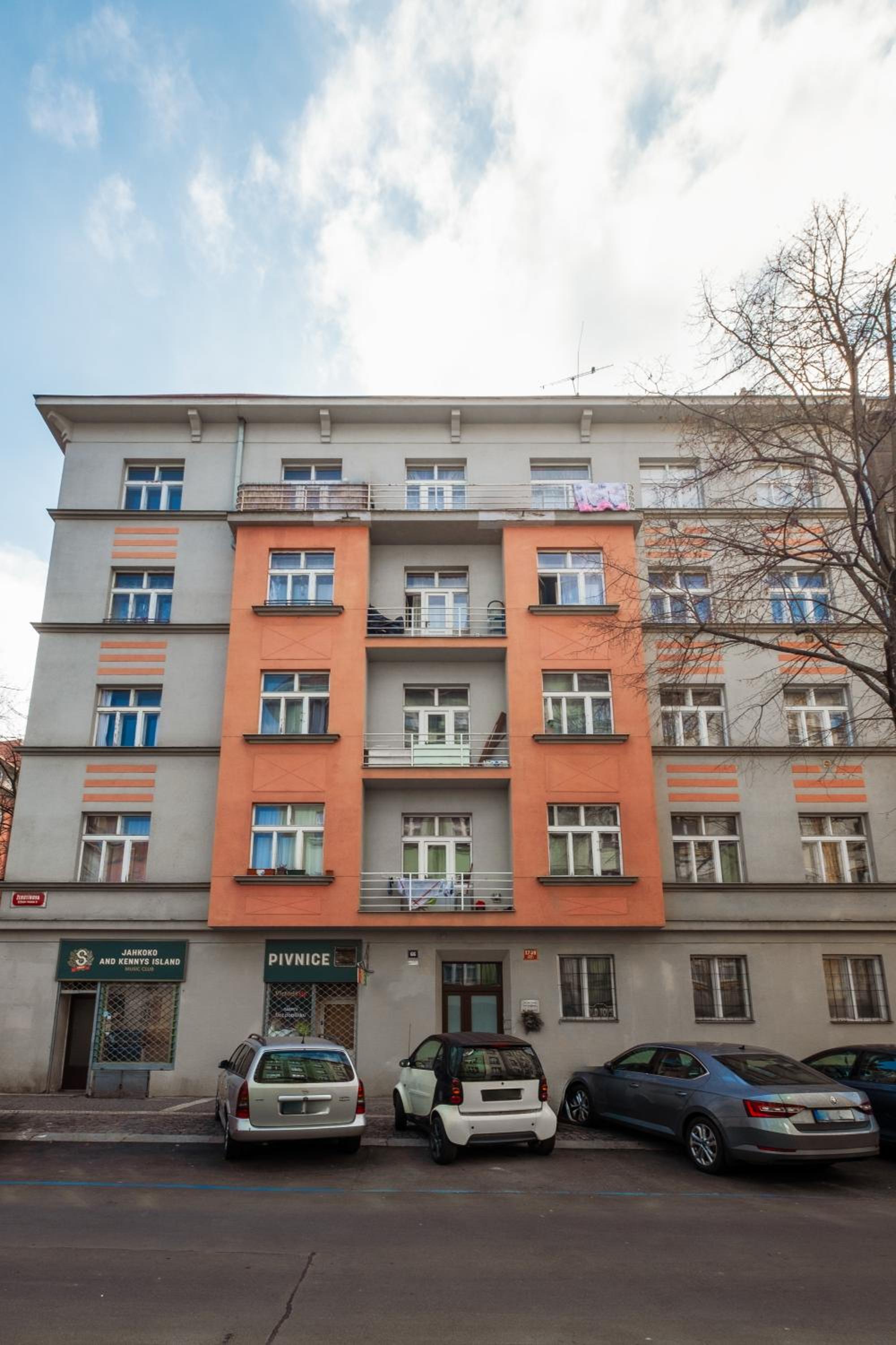 Cozy apartment near parks in Žižkov by Prague Days