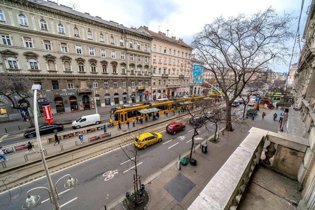 Andrássy Grandeur with indoor parking view 4