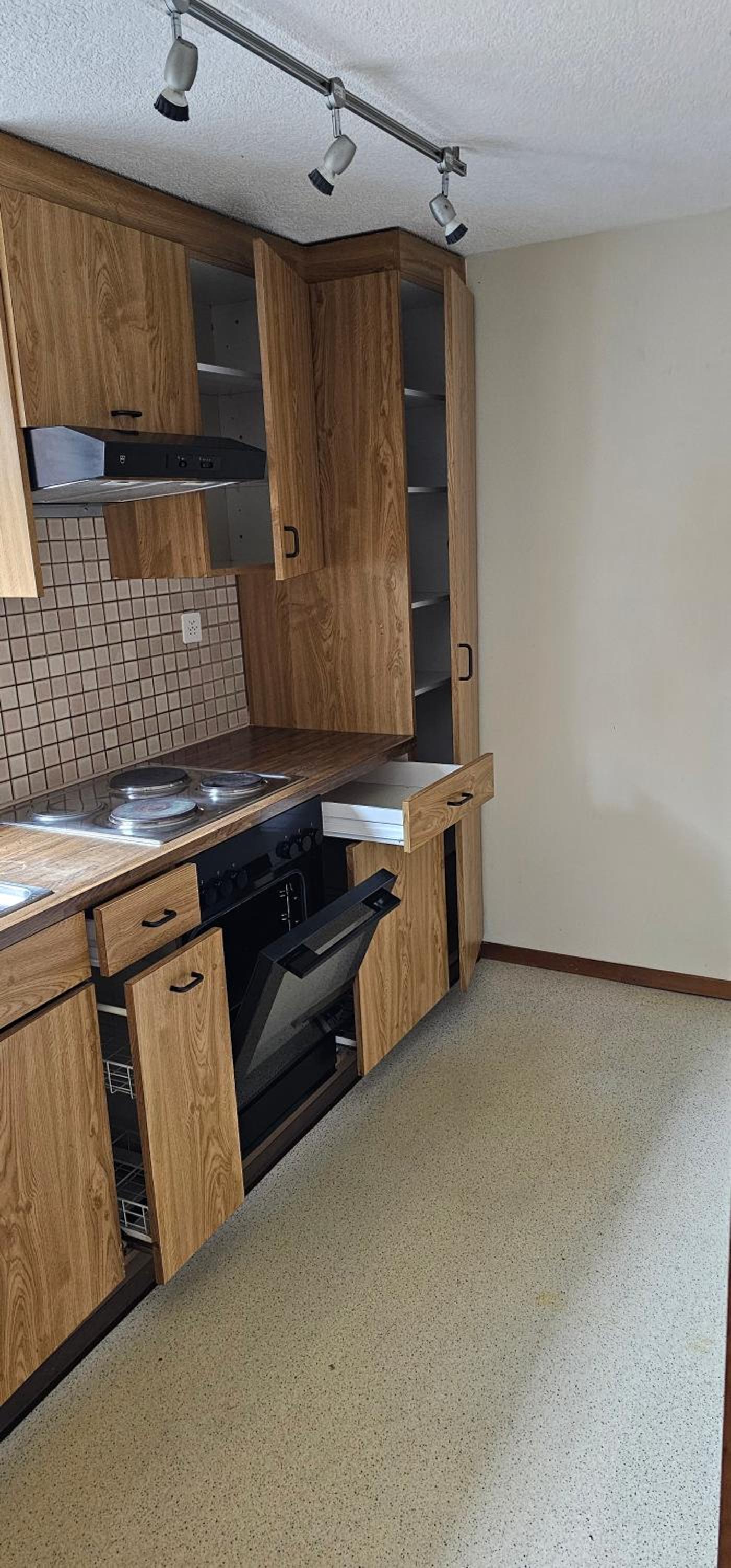 Lakeberry Apartment