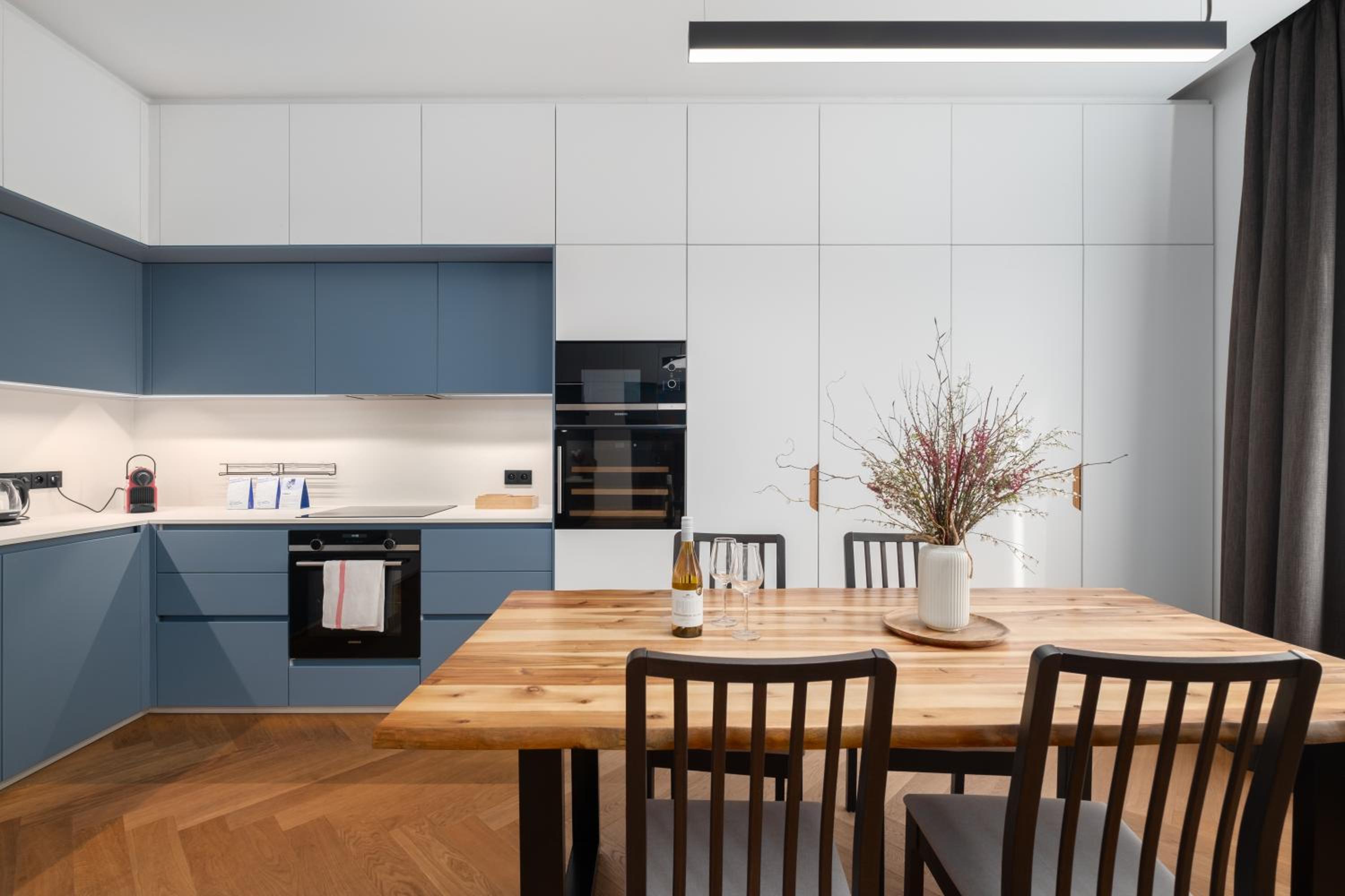 Modern apartment with workspace in Libeň by Prague Days