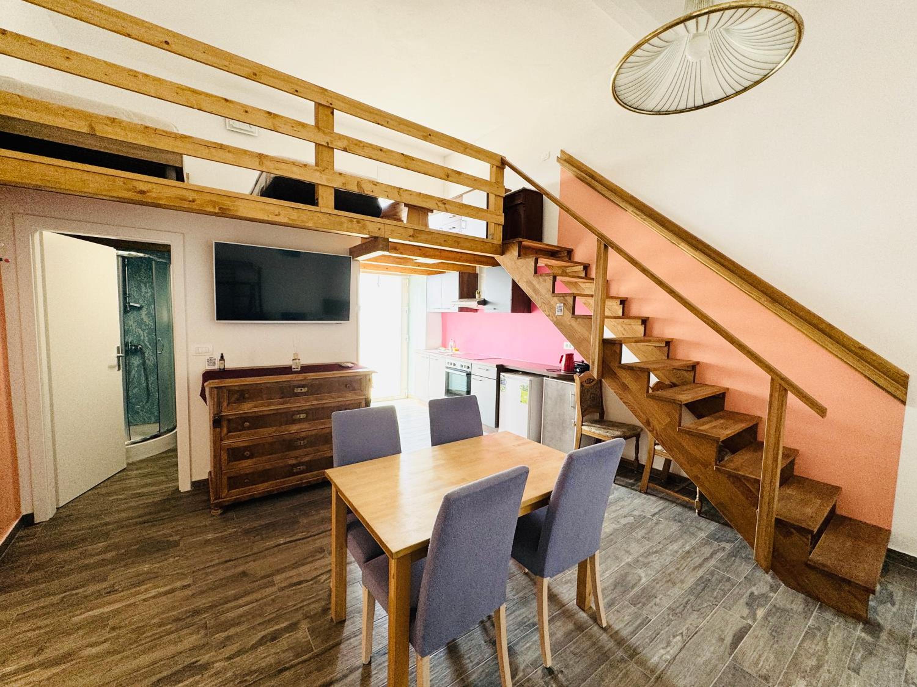 APARTMA RIVIERA