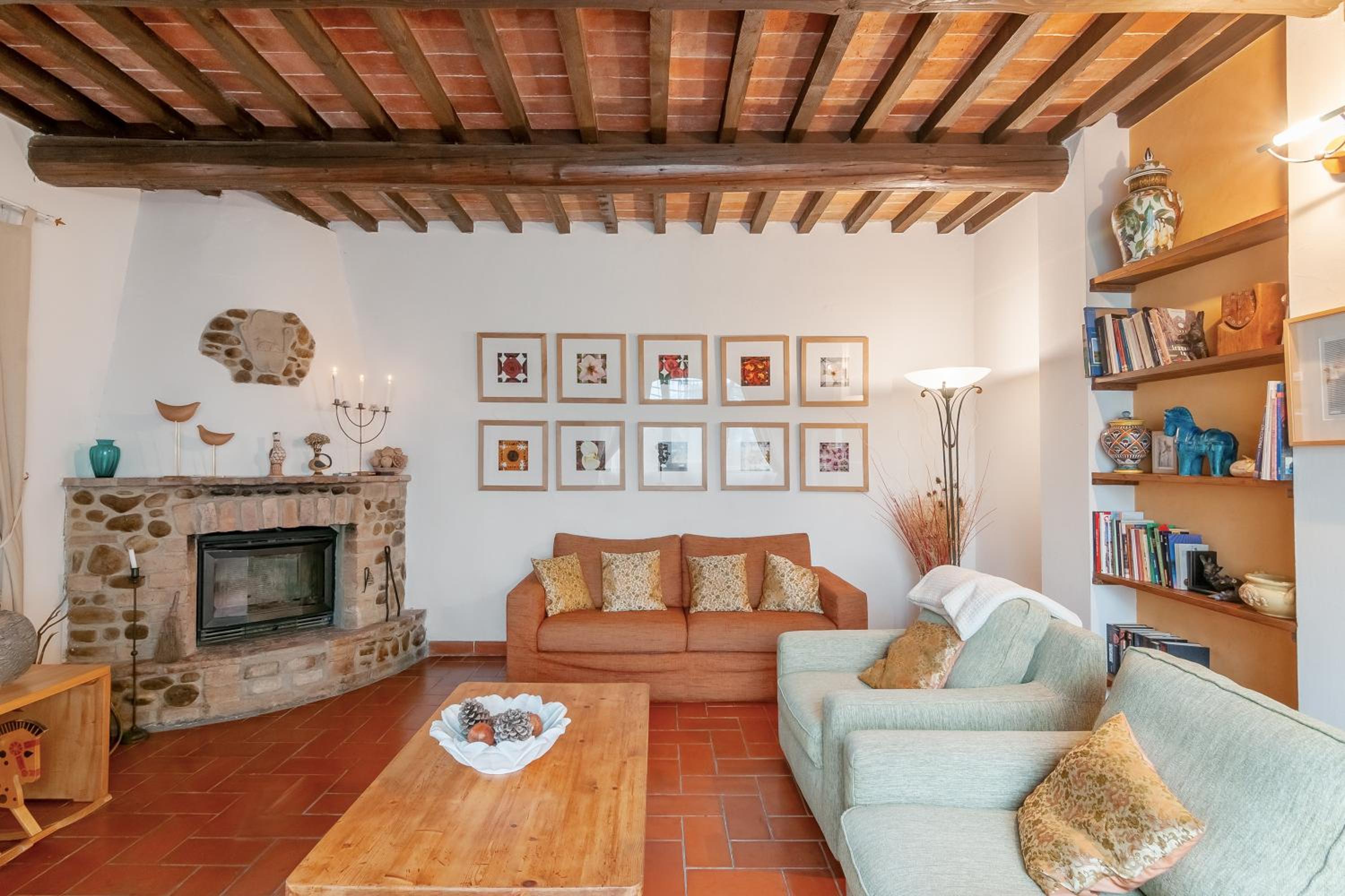 Le Spugne Home in Tuscany view 3