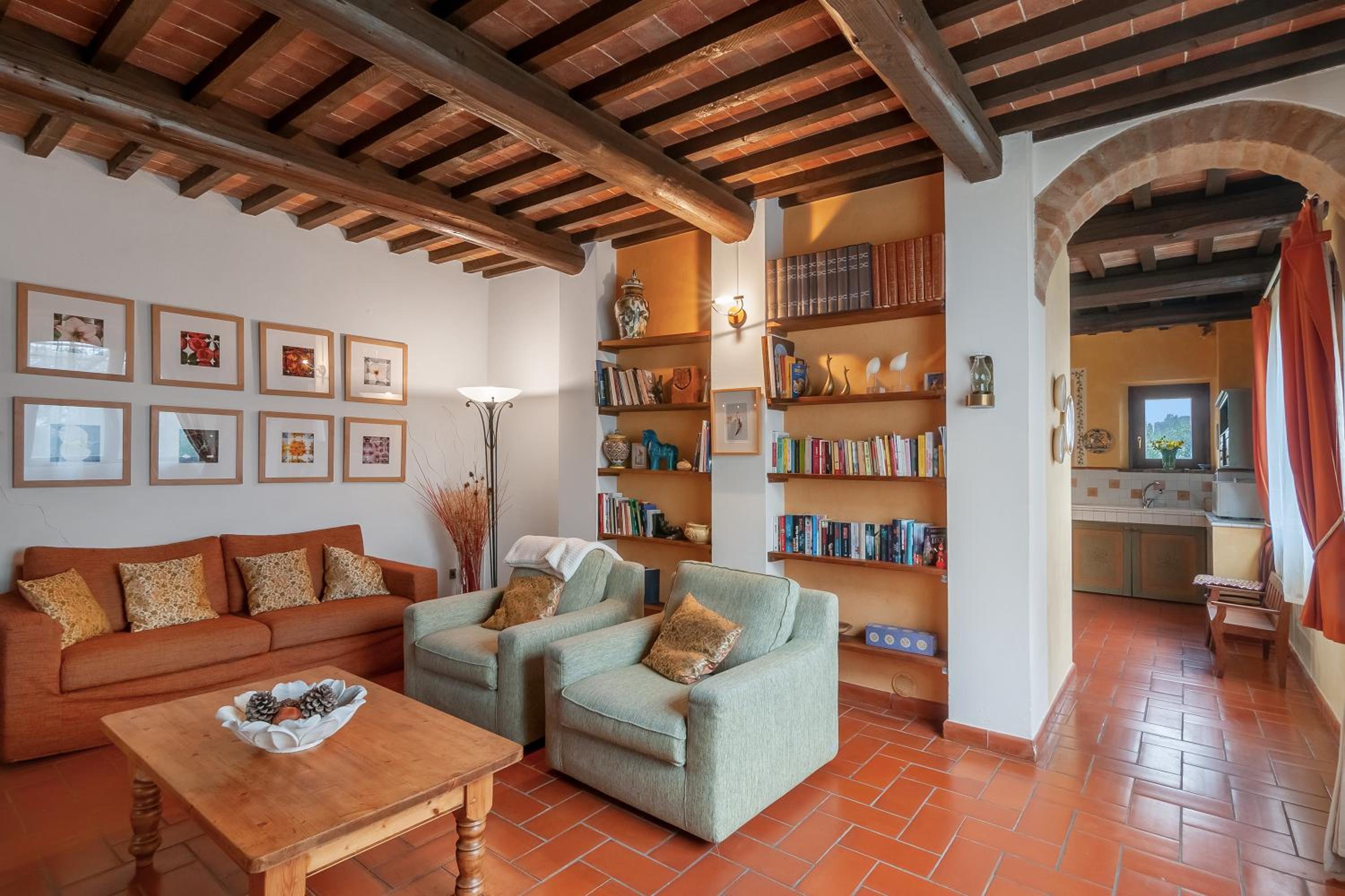 Le Spugne Home in Tuscany view 4