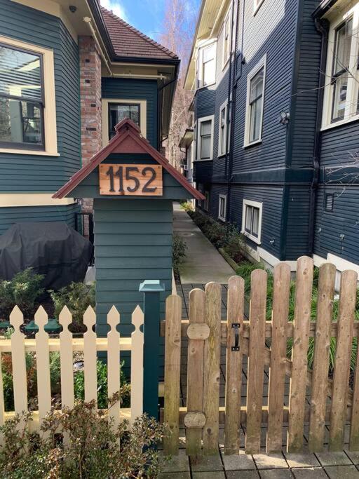 Easeful 2 Bedroom Unit Near English Bay
