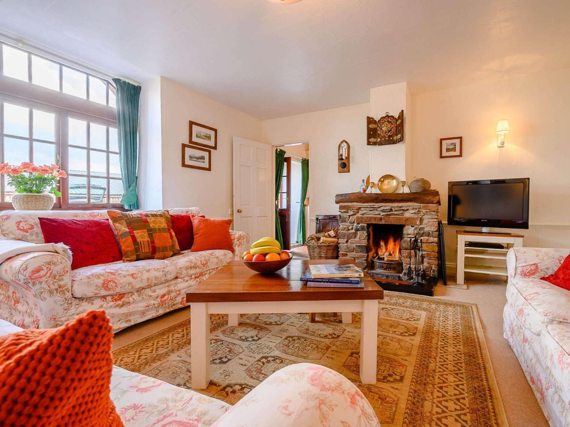 3 Bed in Penrith oc-sz318 view 2