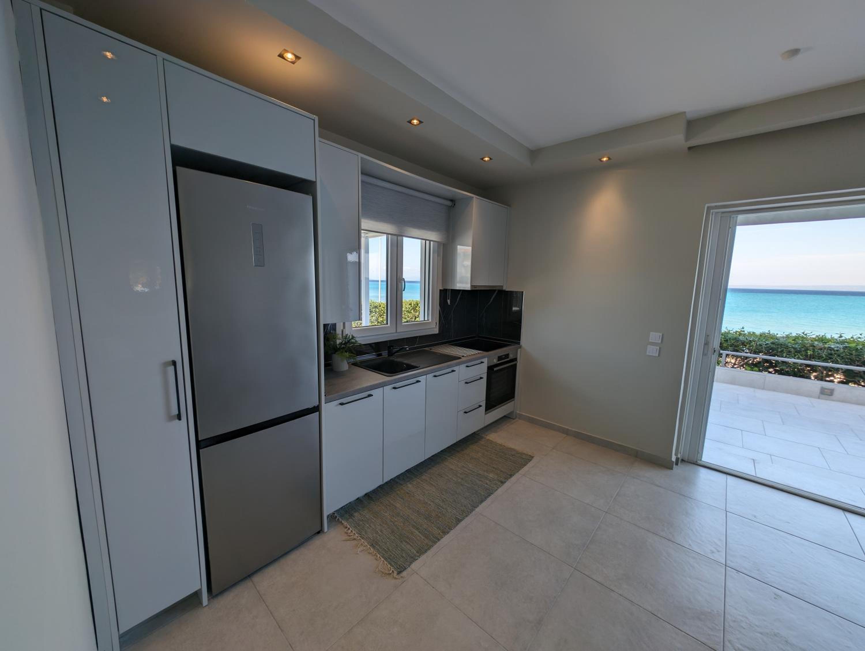 Long Island House, Beachfront Hanioti view 3
