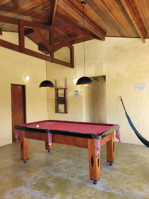 Casa em condomínio próximo à praia