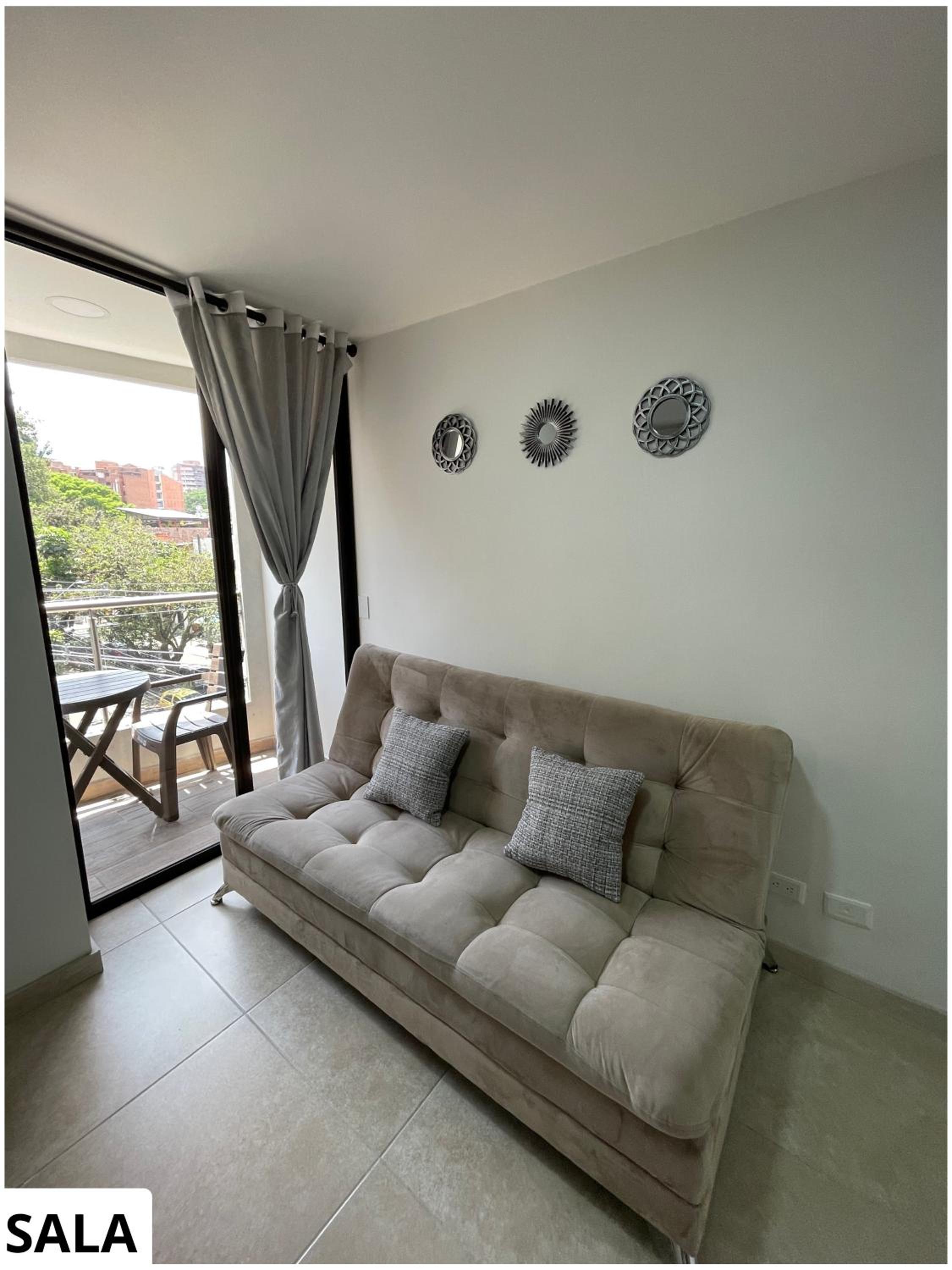 Apartamento en Laureles-Medellin Cerca a la 70 Amoblado 402