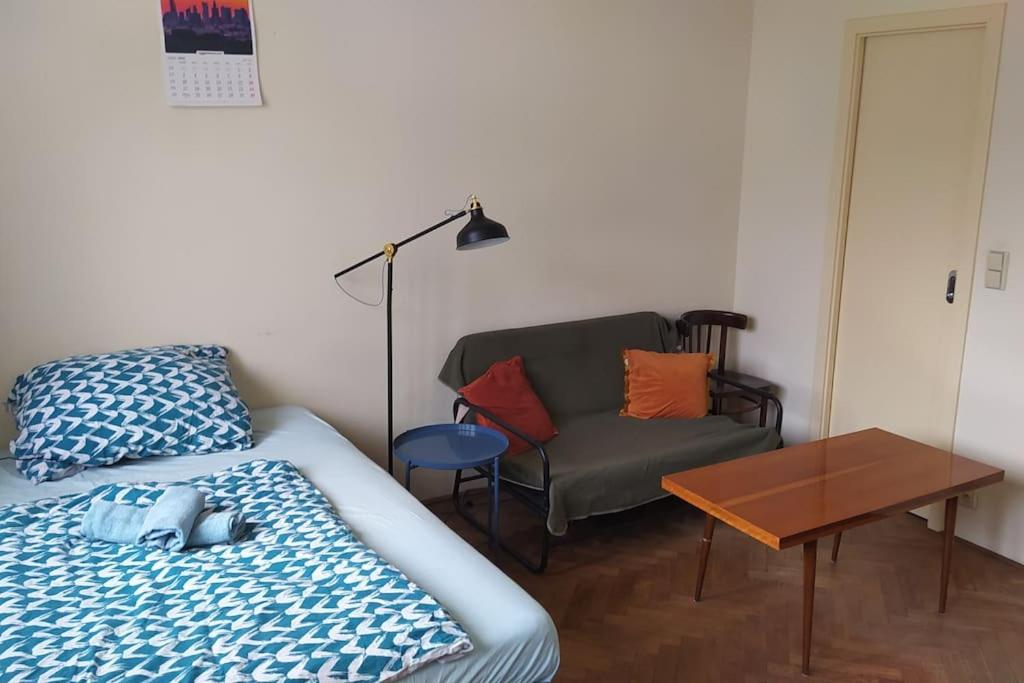 Spacious modern 3 bedroom aparment