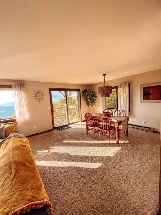 Stunning View & Long, Cozy & Serene, Close2Resort view 2