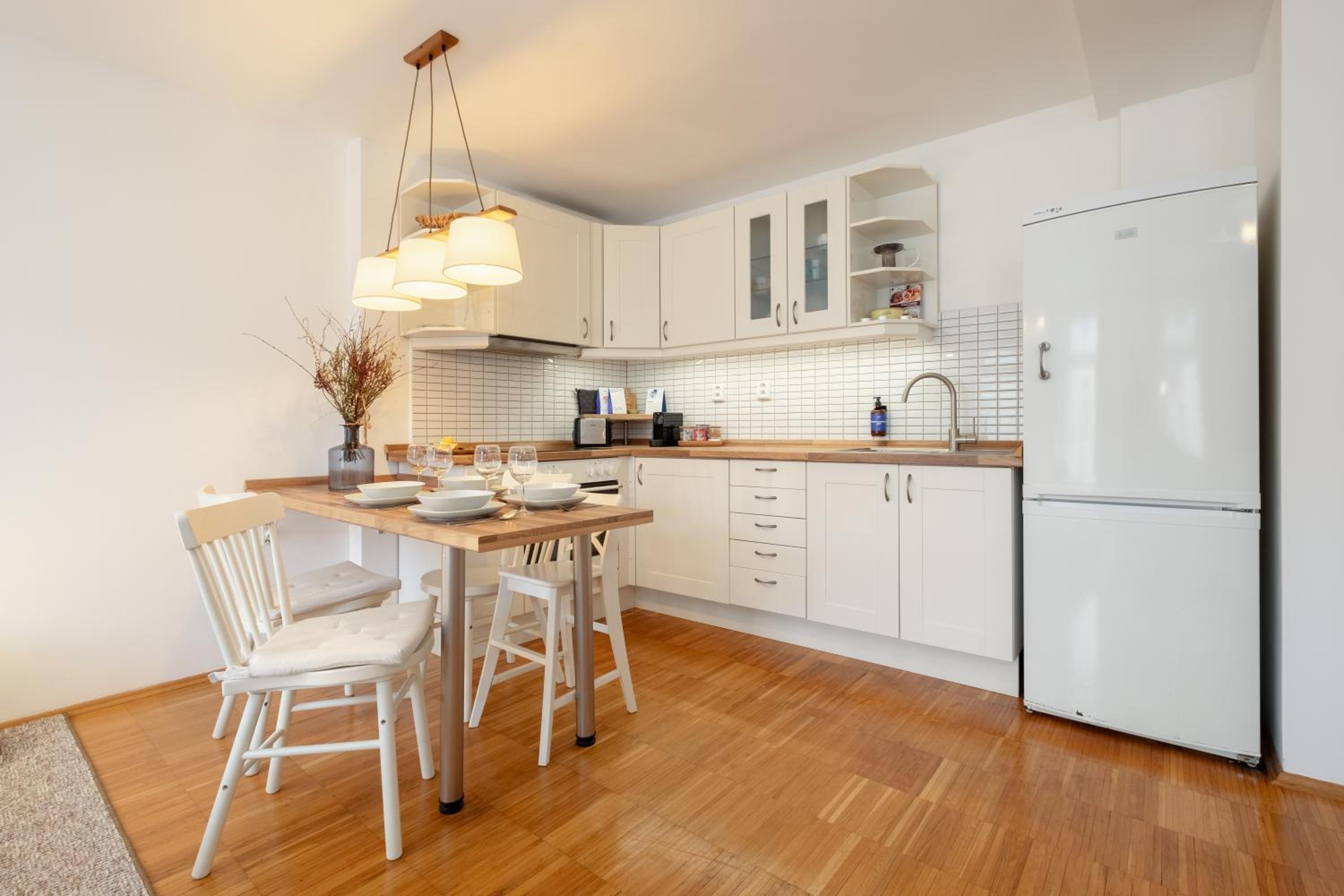 Prague Days - Studio with Workspace by TV Tower in Žižkov