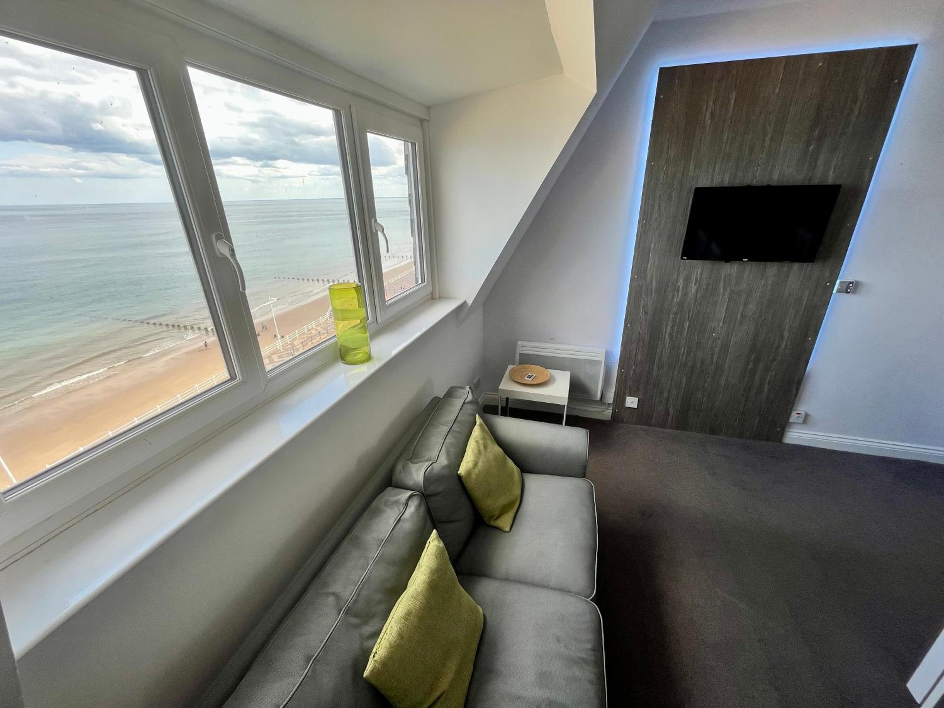Beaconsfield Holiday Apartments