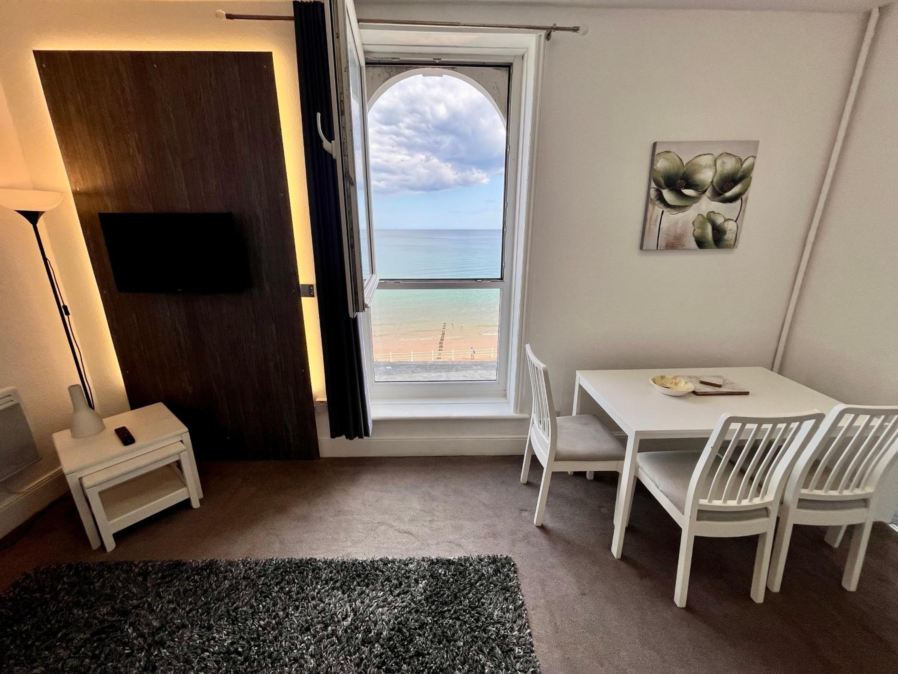 Beaconsfield Holiday Apartments