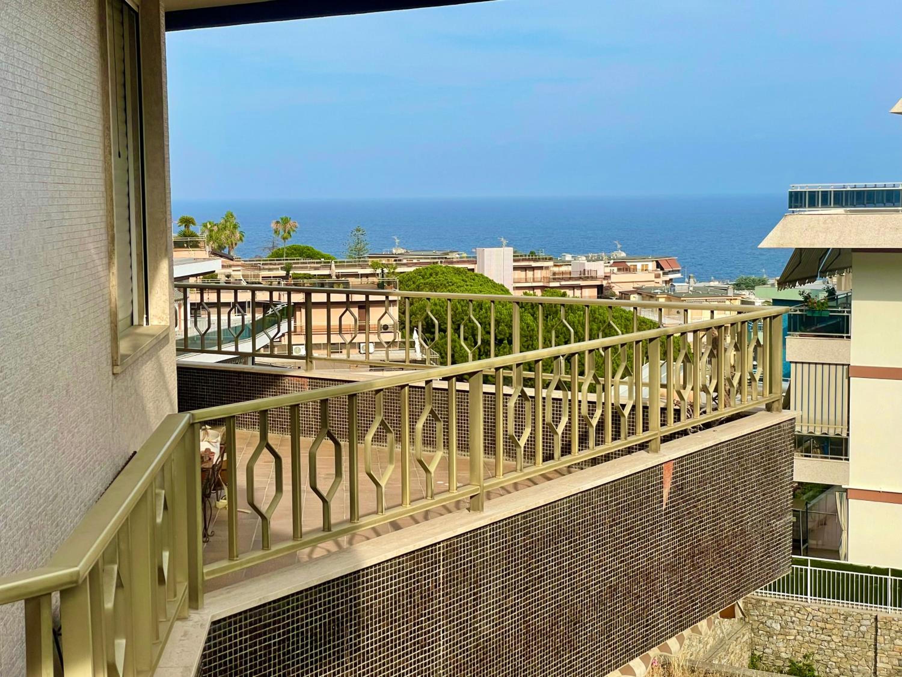 Sanremo Dream - Vista Mare Relax view 5