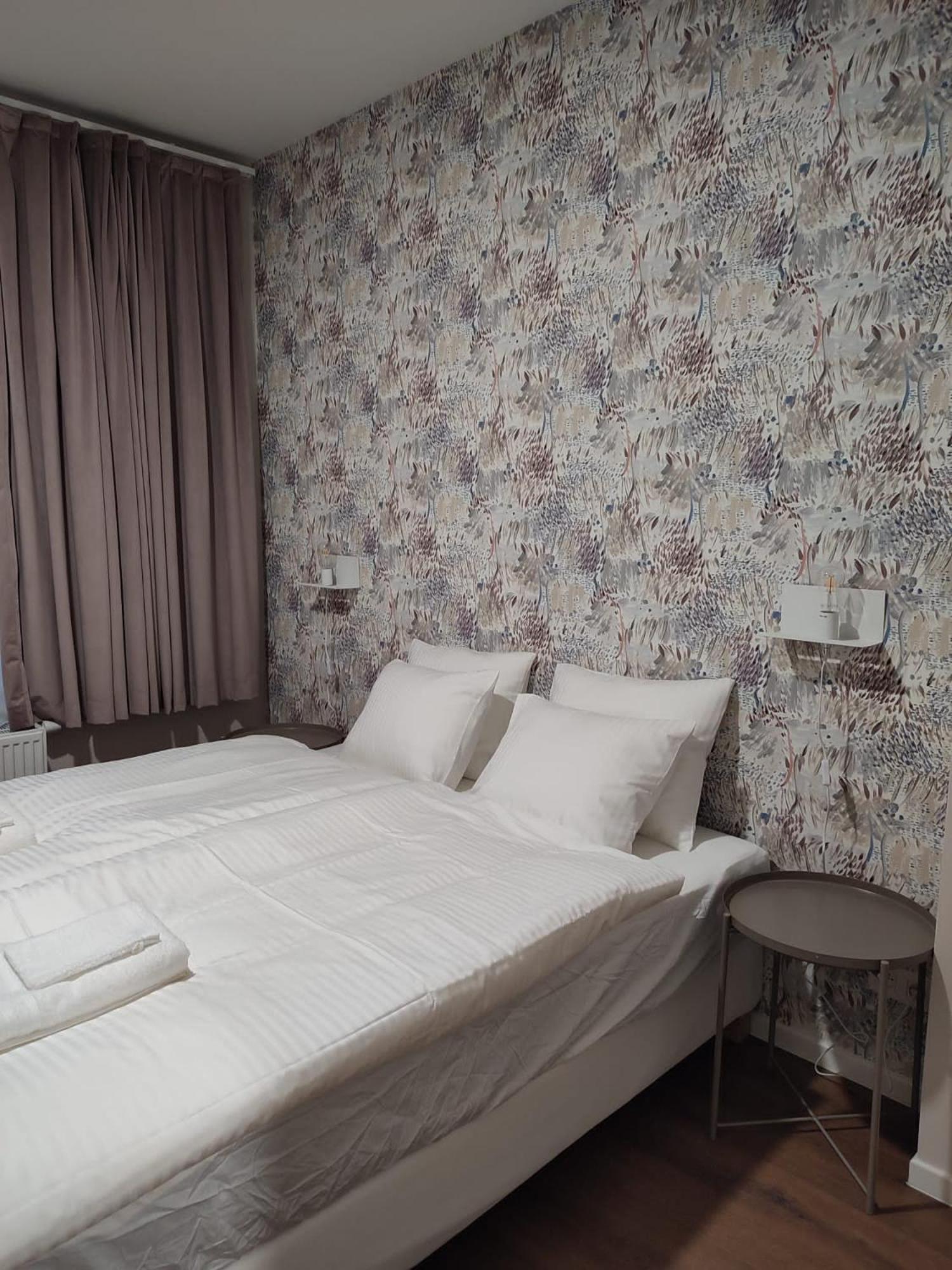 Meir's apartment