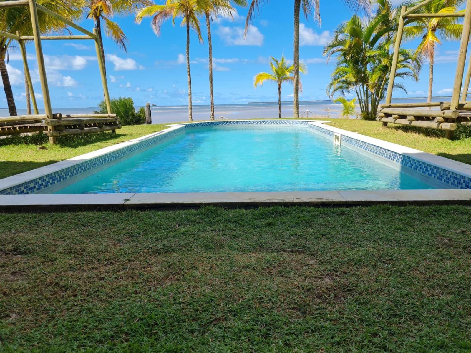 Casa pé na areia na Ilha do Contrato