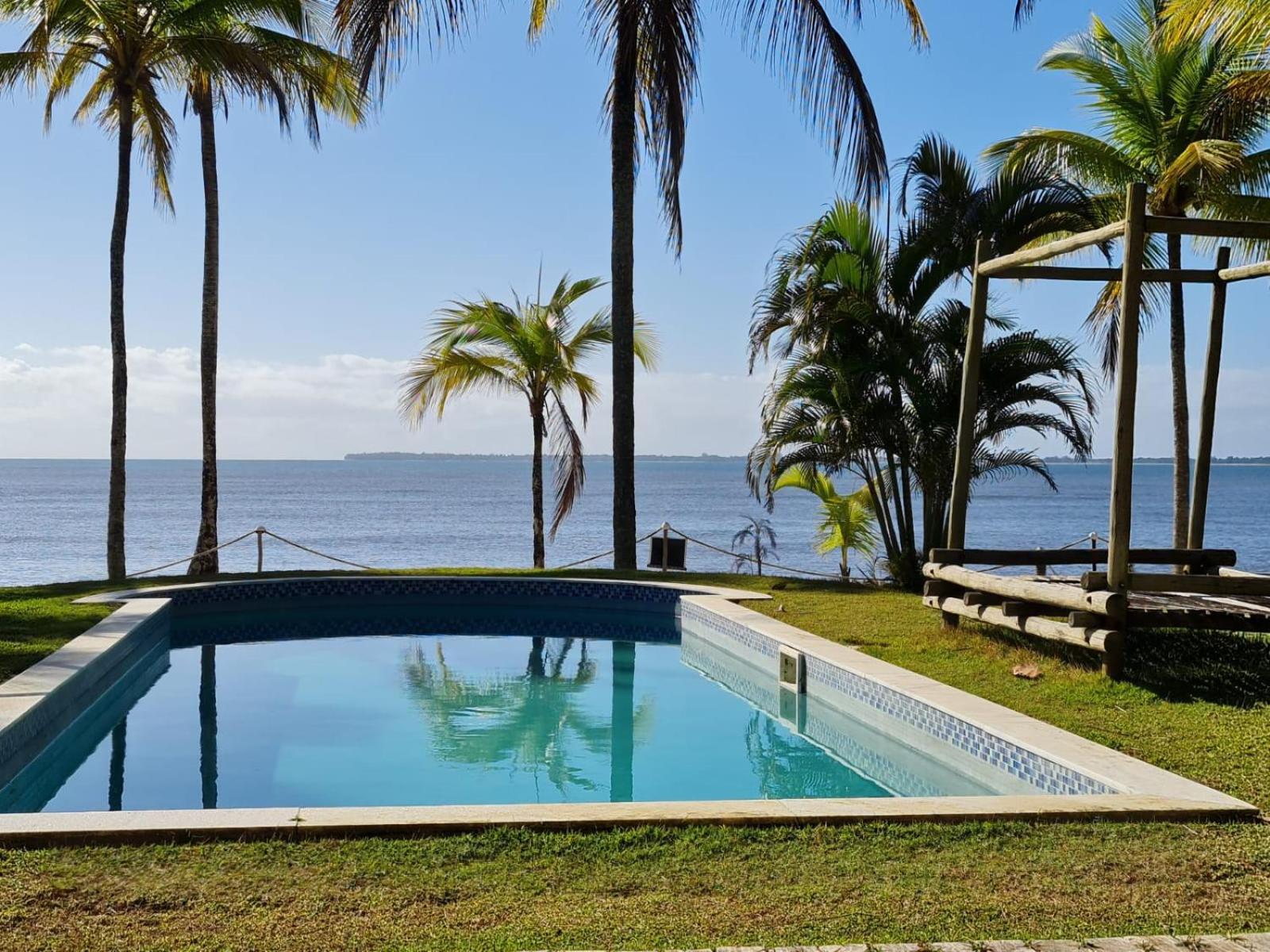 Casa pé na areia na Ilha do Contrato