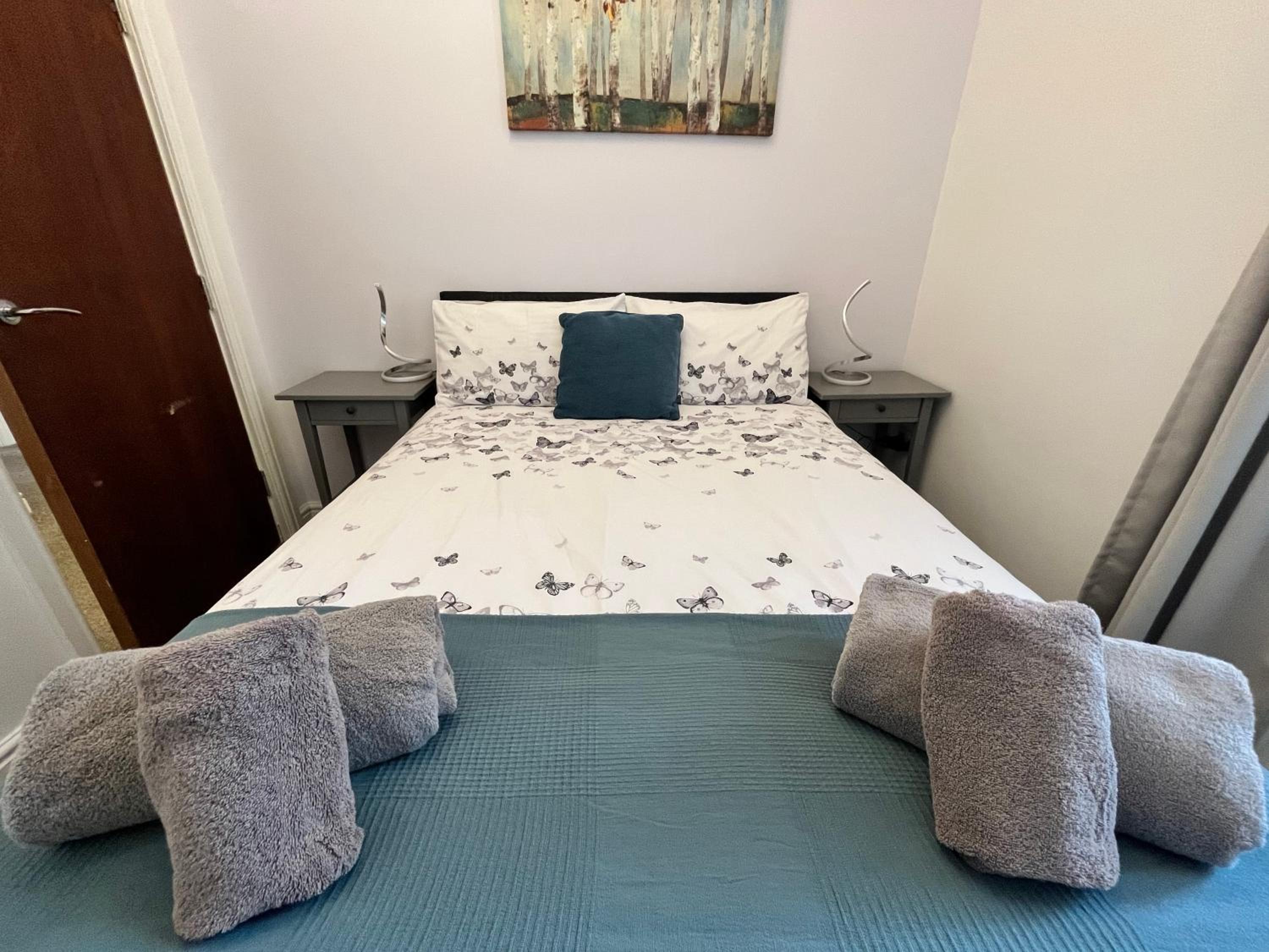 Apartments @52