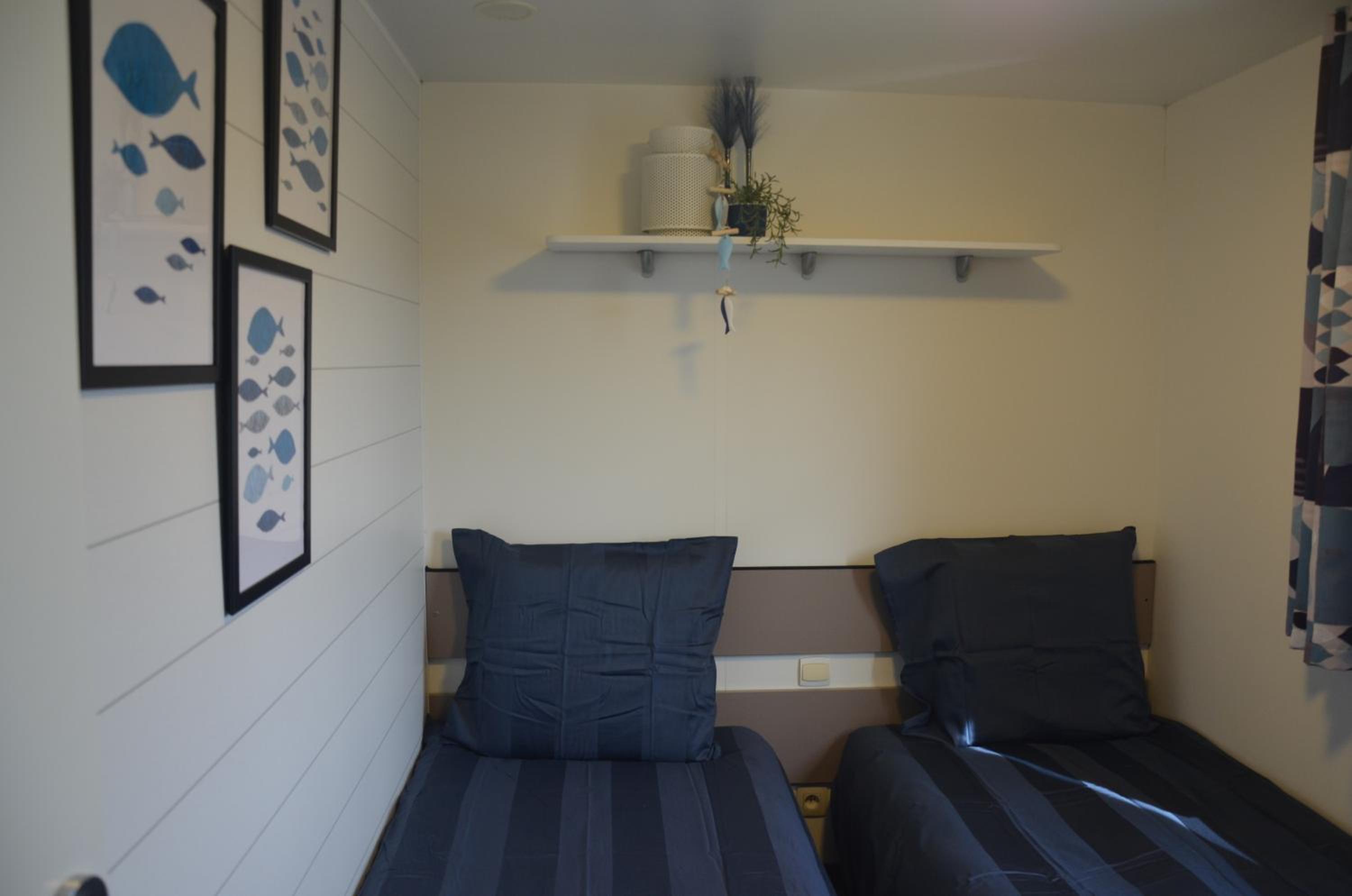 Chalet Sea-renity Lakeside met jacuzzi