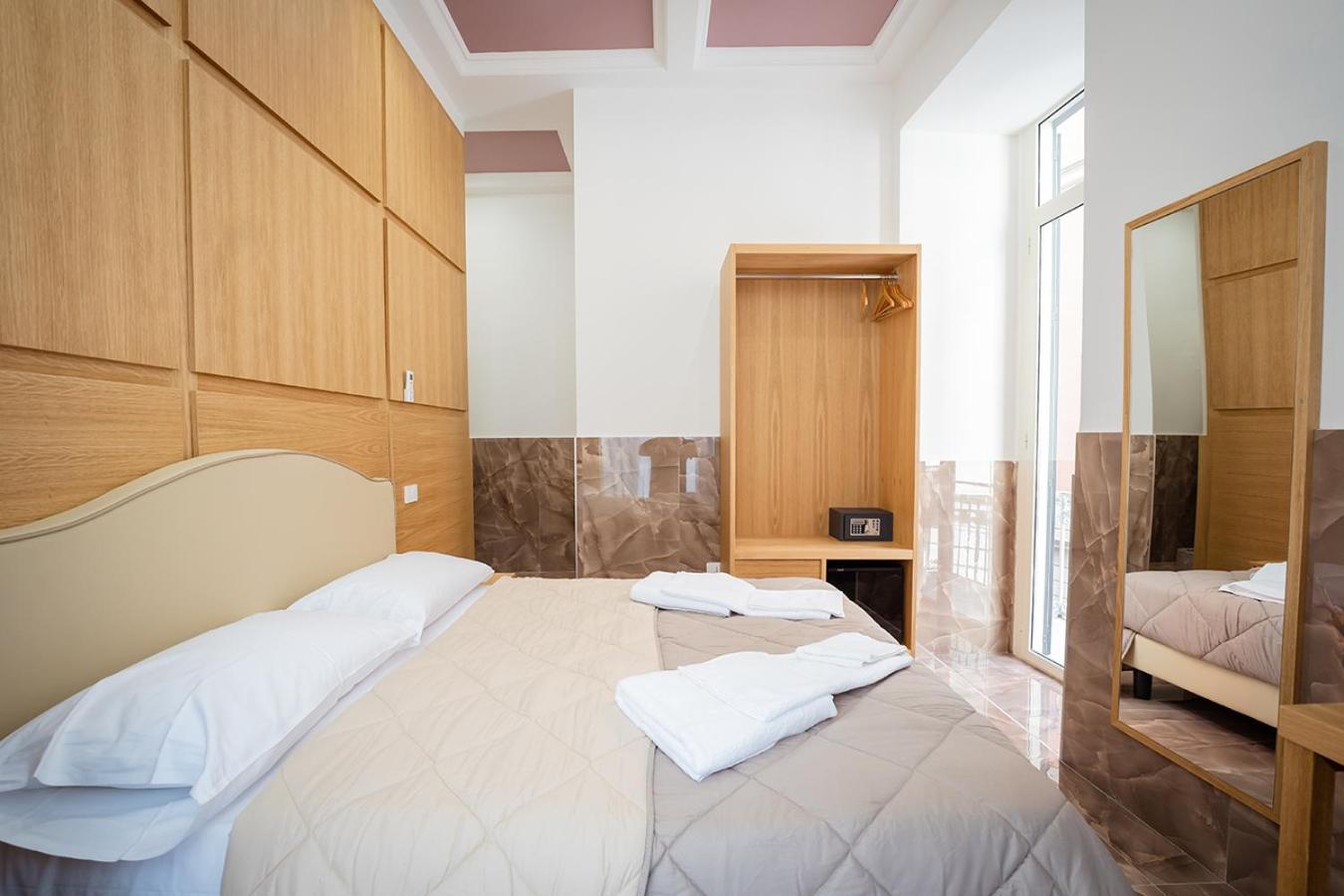PC Boutique H, Sea View by ClaPa group