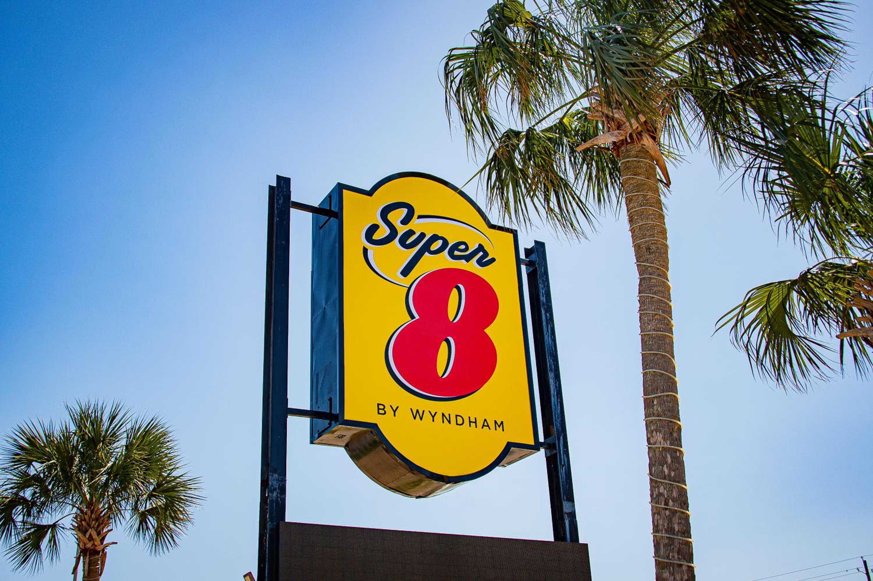 Super 8 by Wyndham Biloxi at the Beach view 2