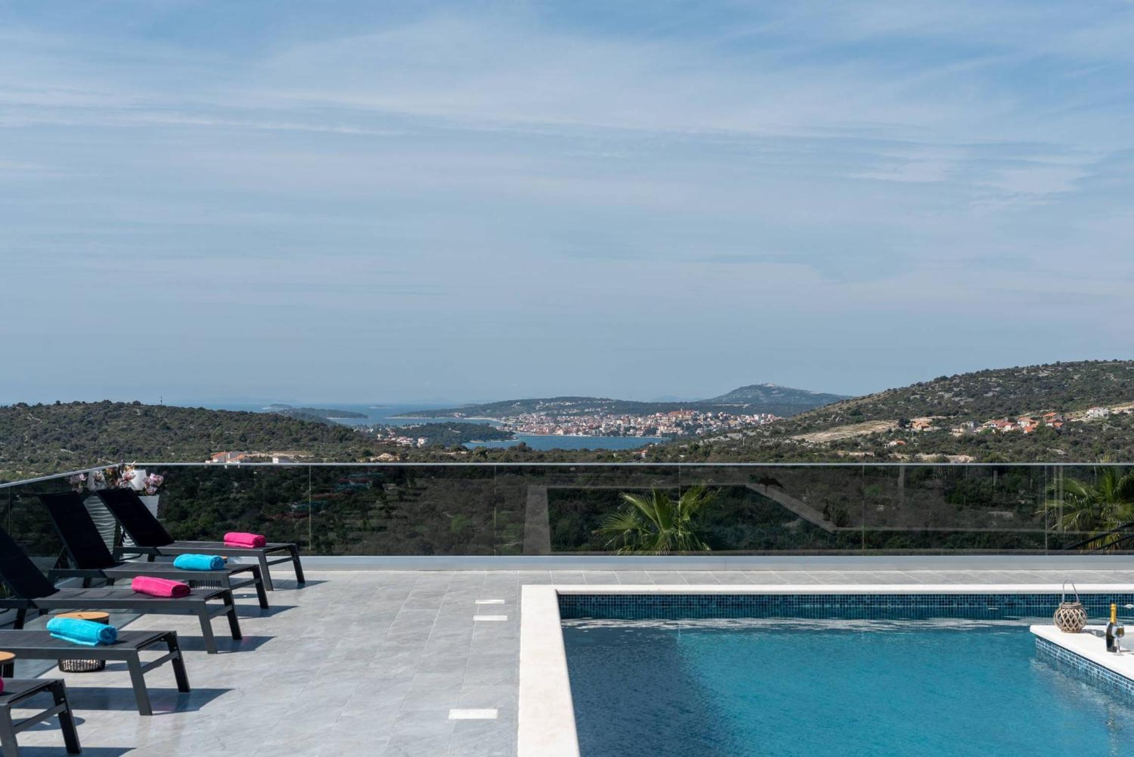 Luxury Villa Harmonia