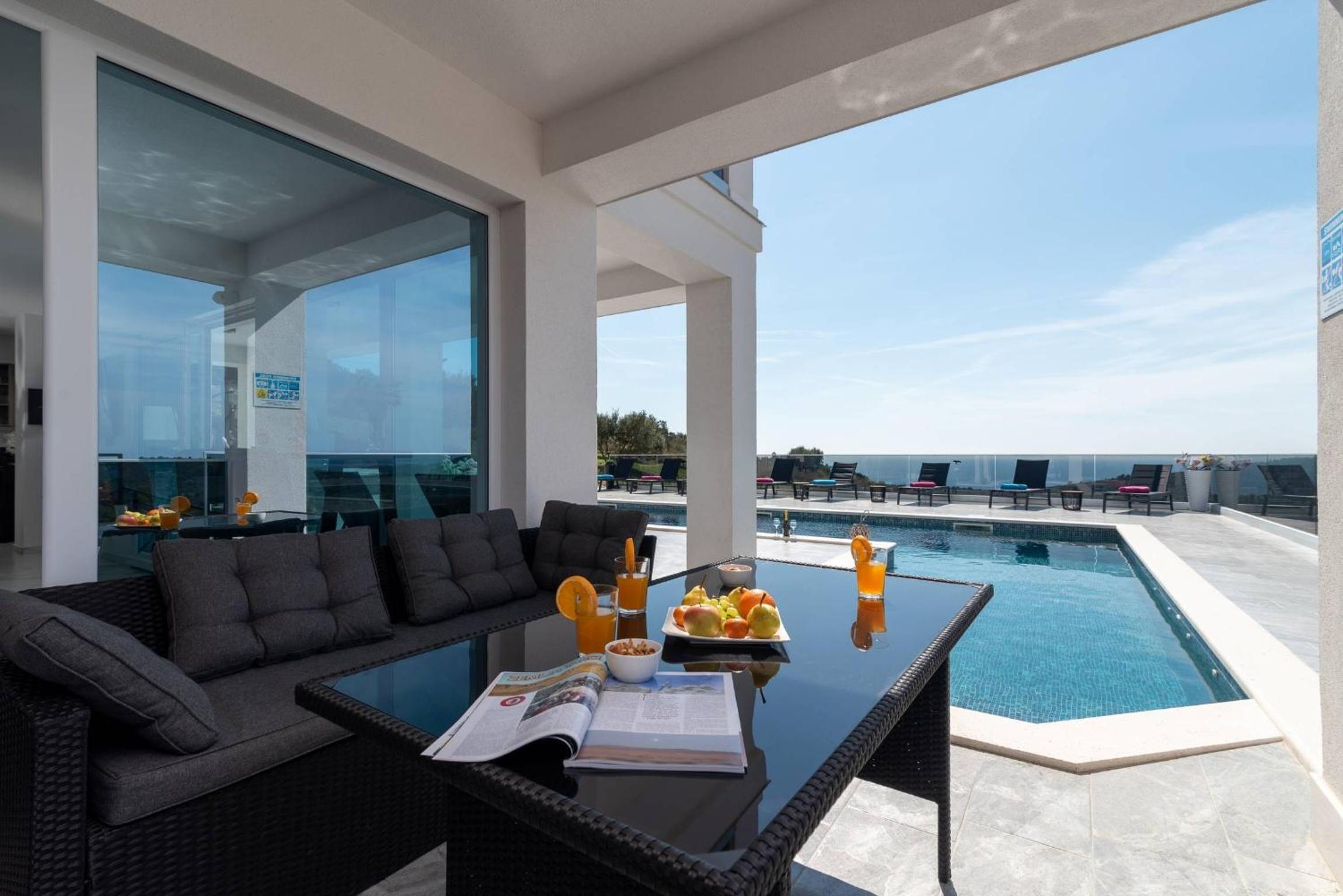 Luxury Villa Harmonia
