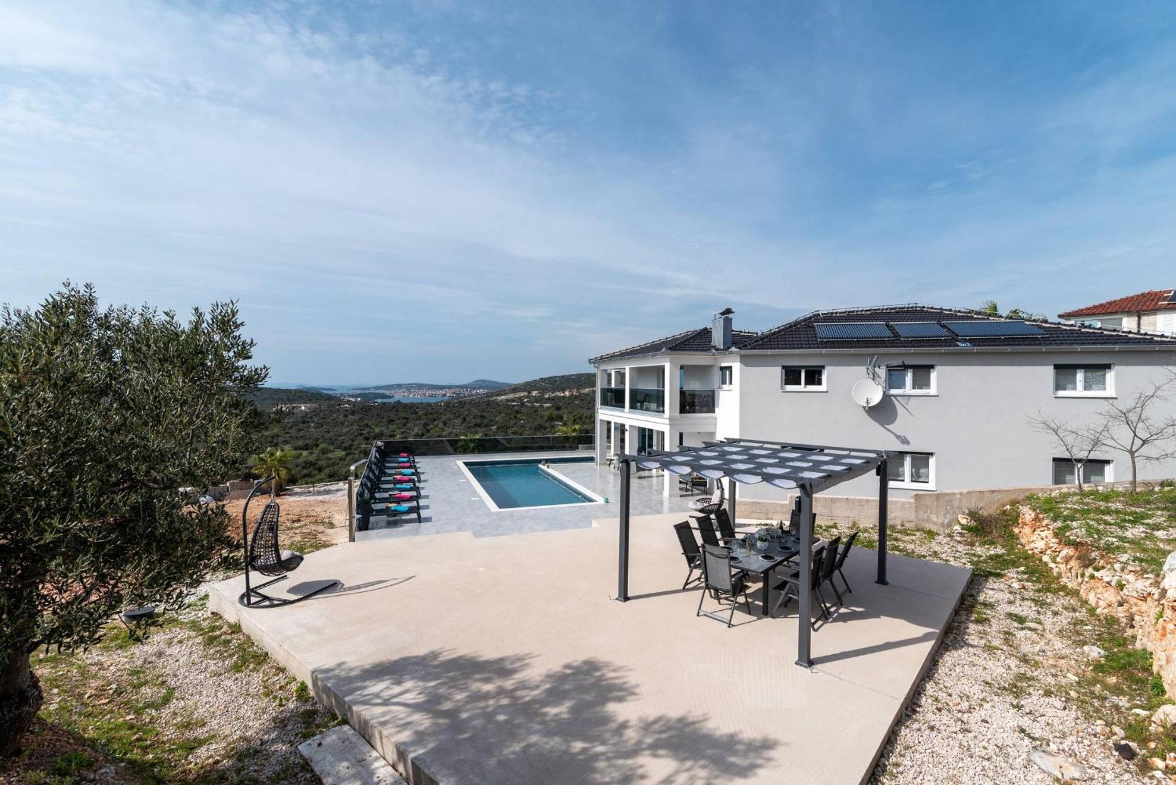 Luxury Villa Harmonia