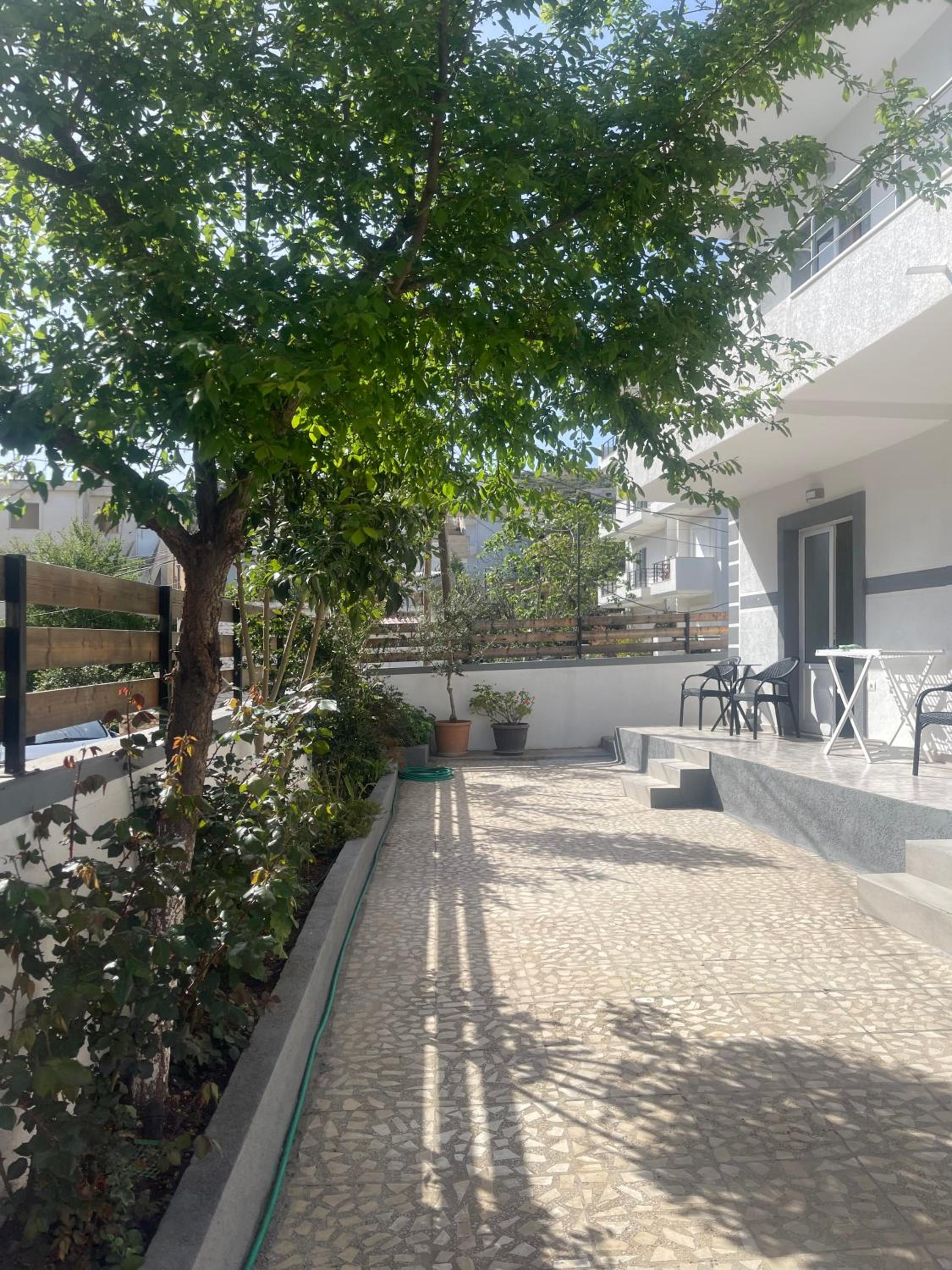 Sunflower Apartments
