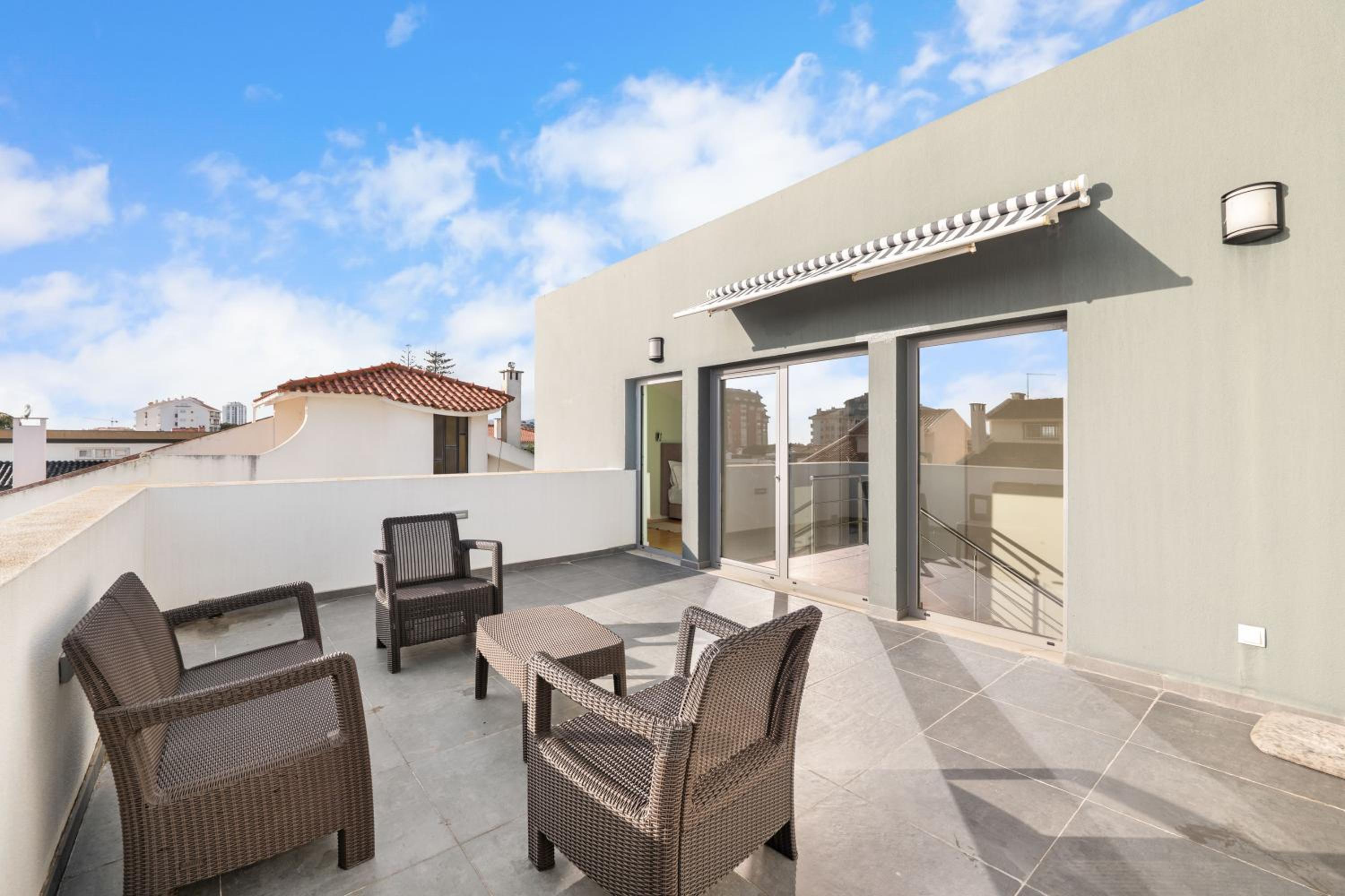 Hotel Charmy Villa Estoril by Amber Star Rent - Image 1