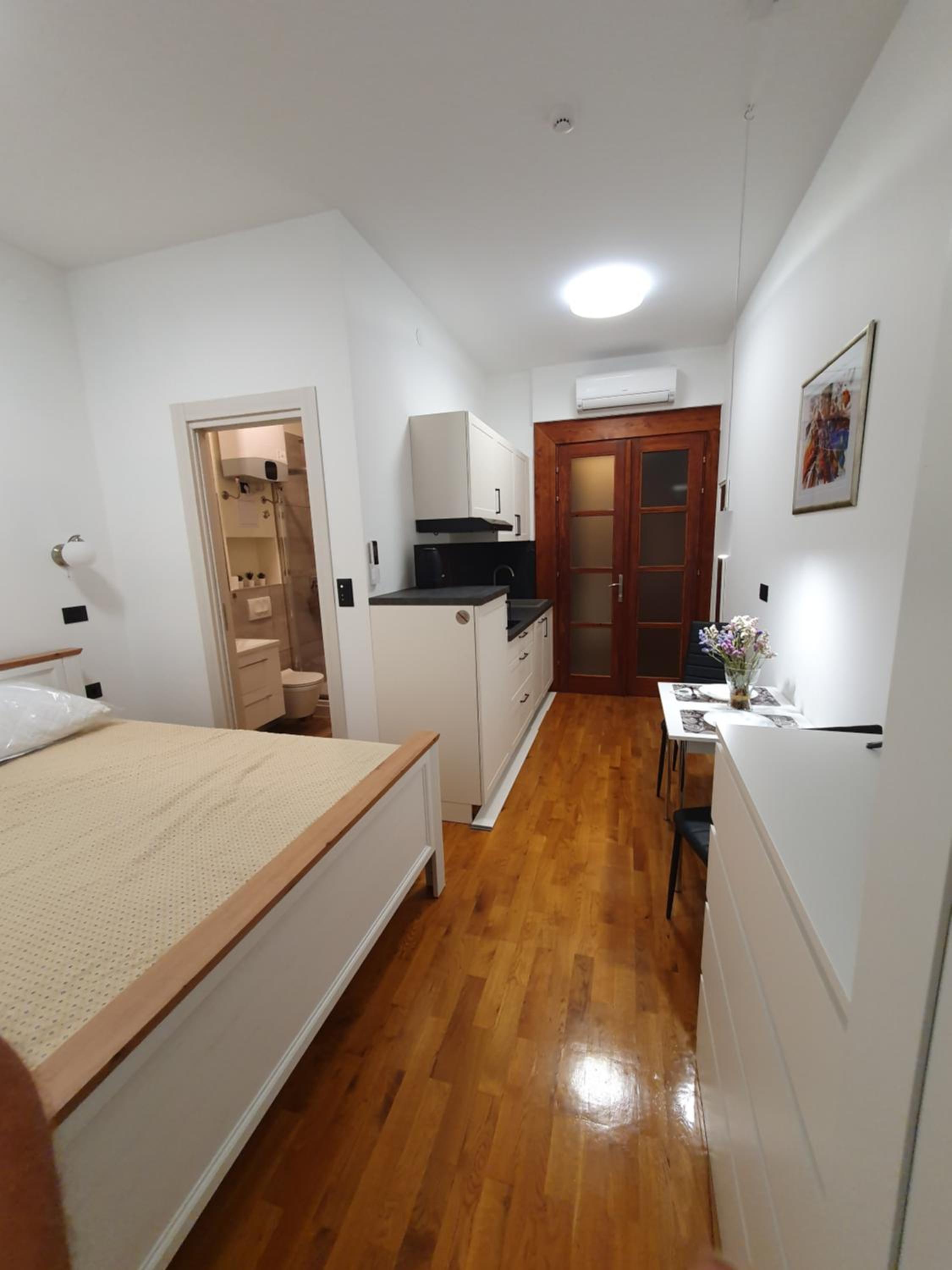 Pleasant home apartments view 2