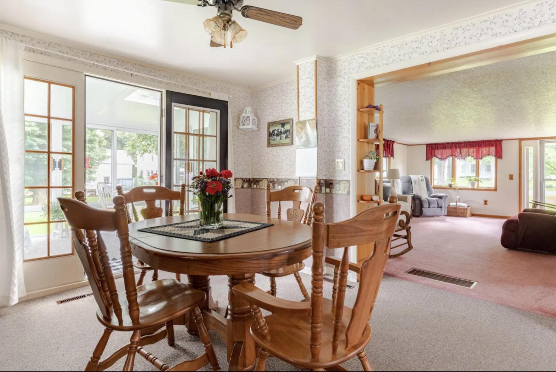 Karen's Country Cottage - Property Image 38