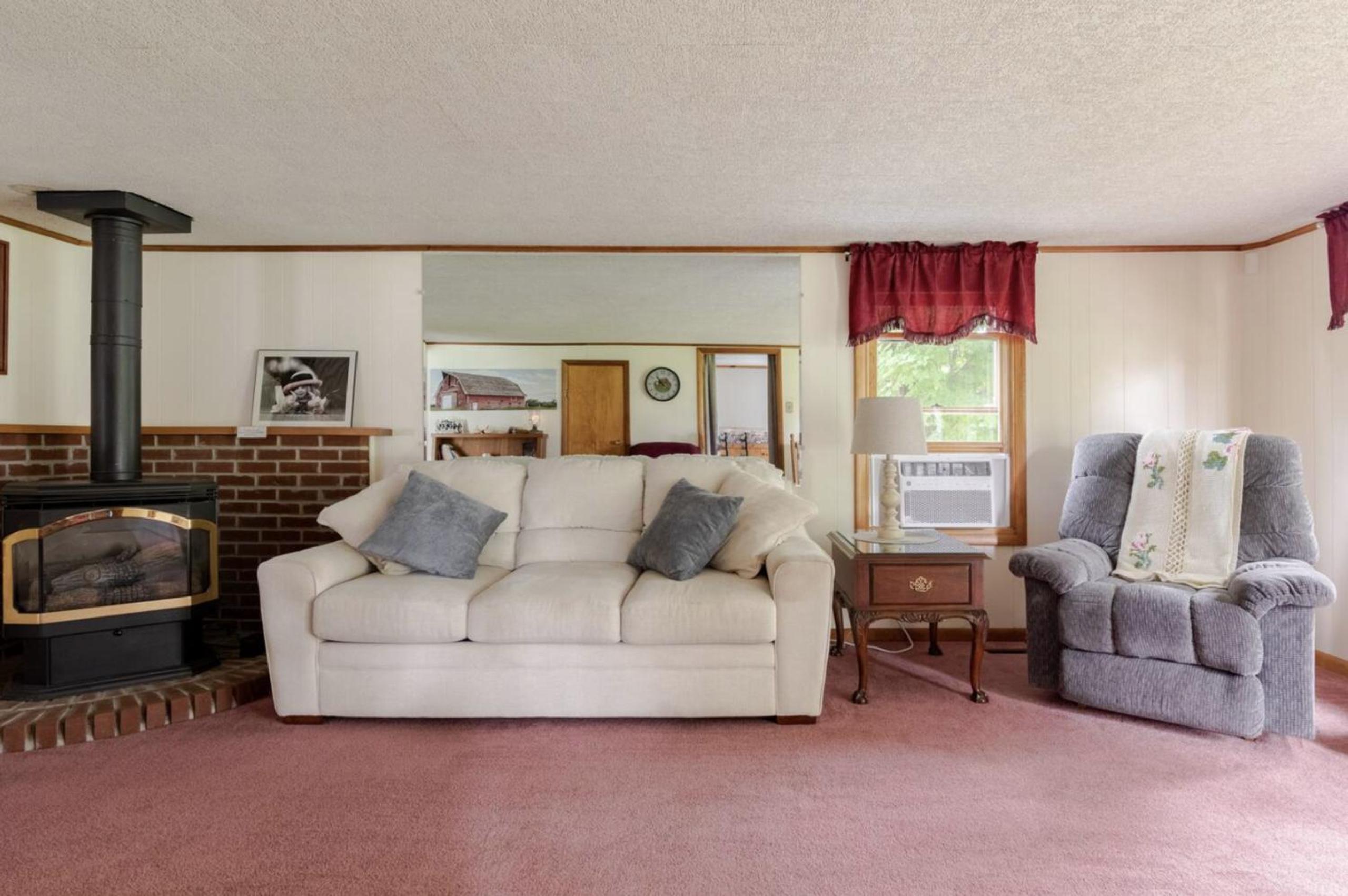 Karen's Country Cottage - Property Image 40