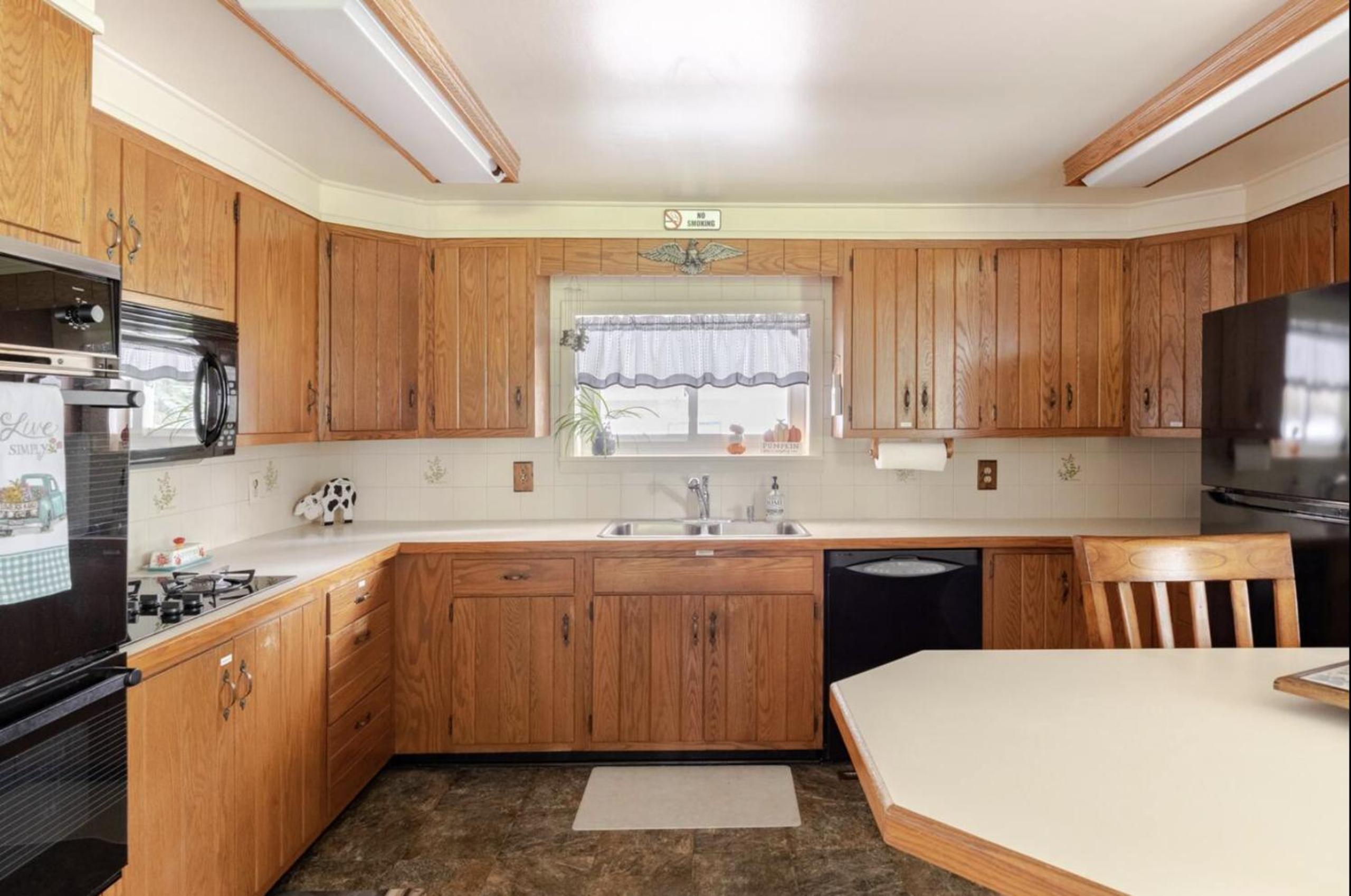 Karen's Country Cottage - Property Image 42