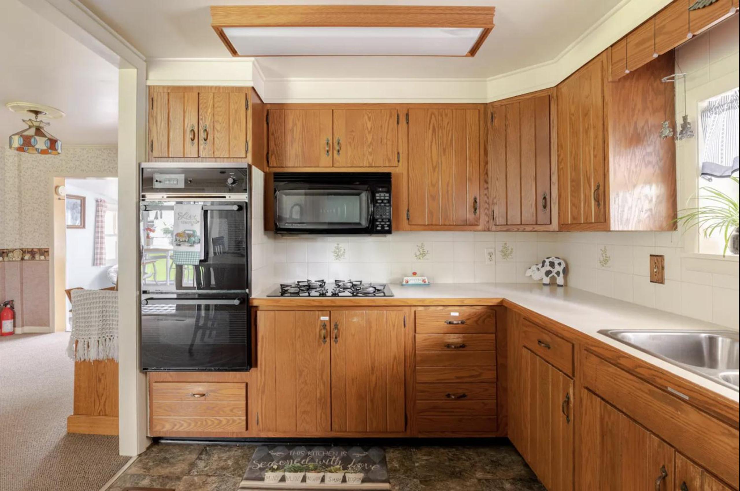 Karen's Country Cottage - Property Image 44