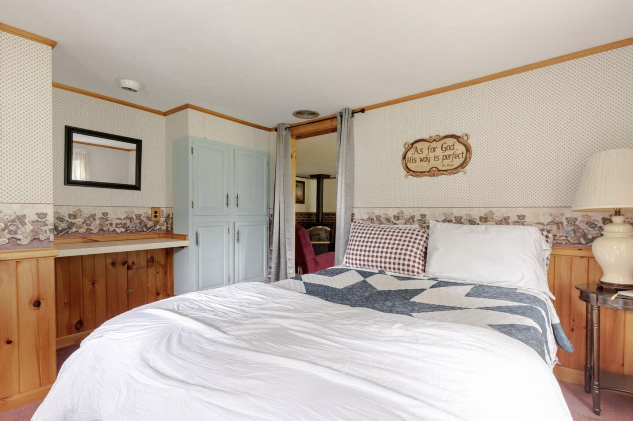Karen's Country Cottage - Property Image 15