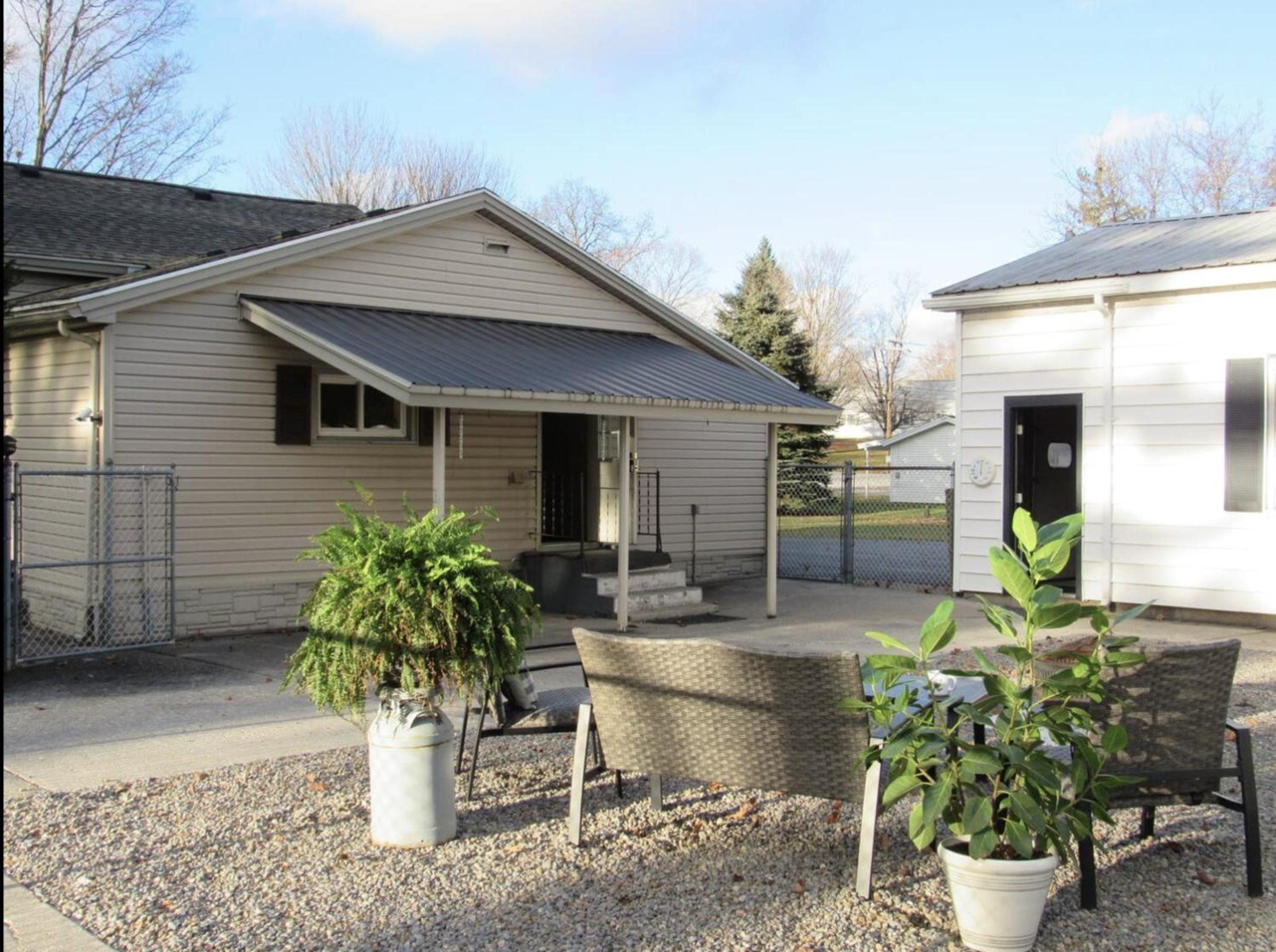 Karen's Country Cottage - Property Image 33