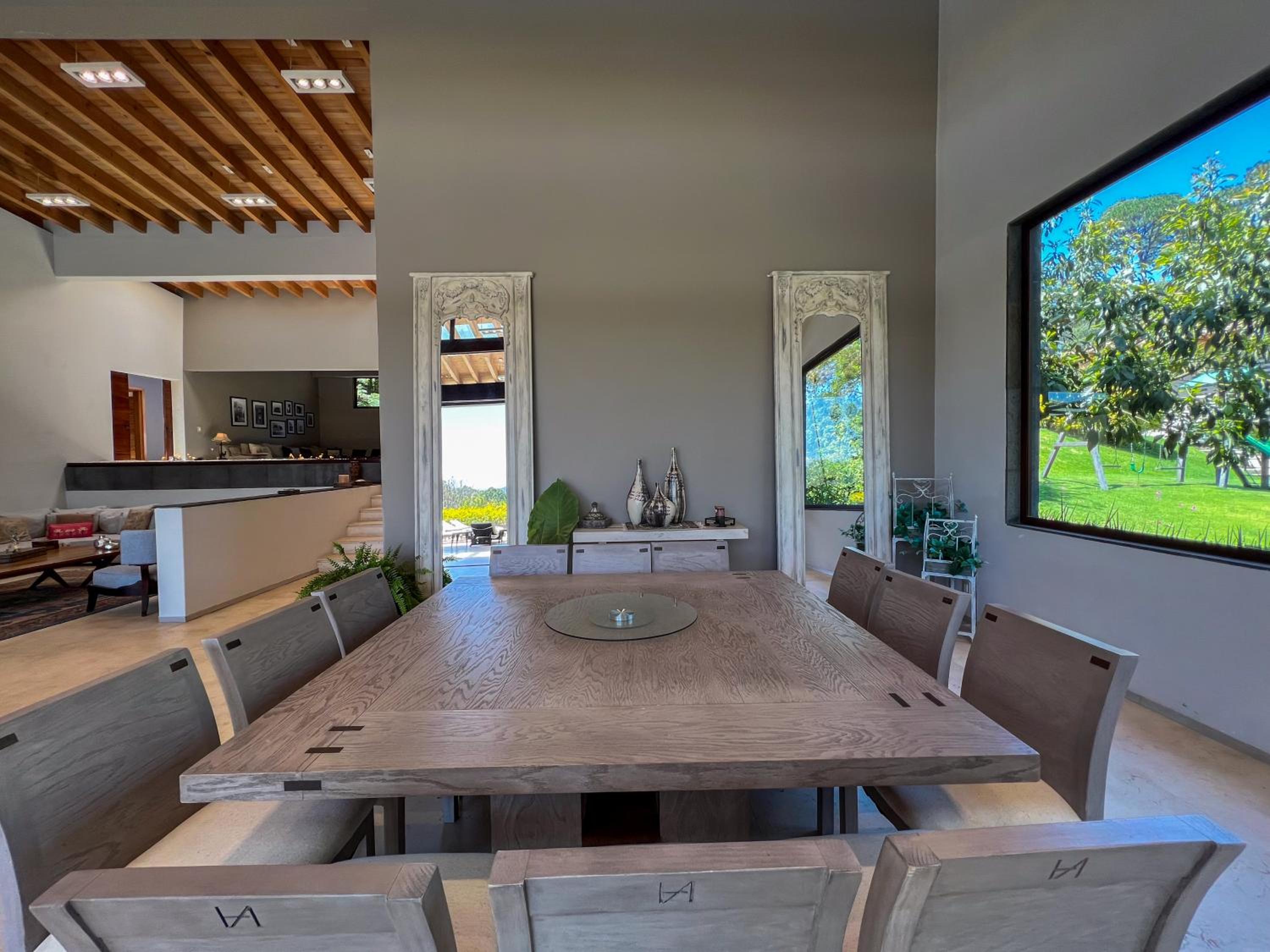 Vista al Nevado: Exceptional Home in Avandaro