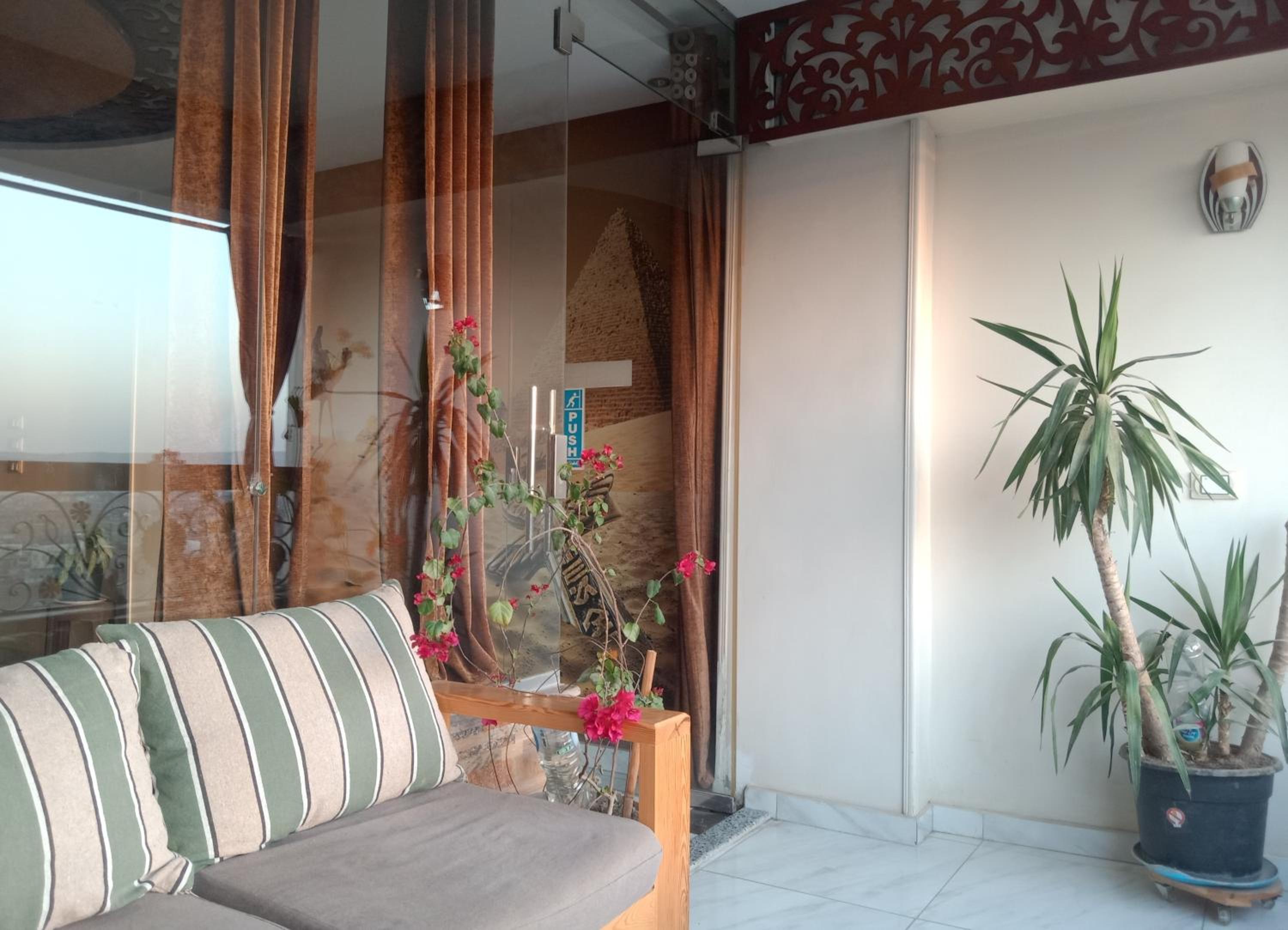 Giza Pyramids View Guest House