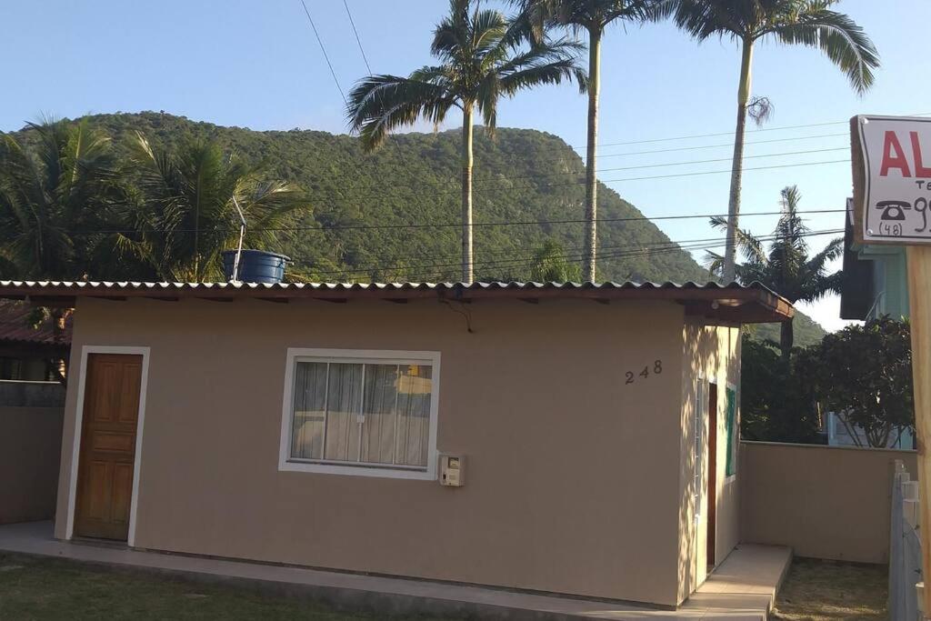 Casa na Praia da Armação.