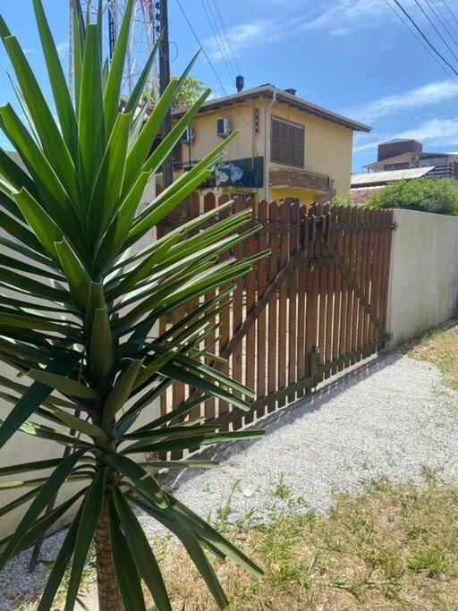 Casa na Praia da Armação.